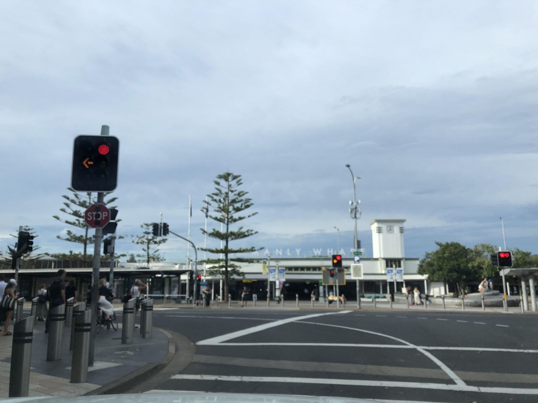 Street view near Quest Grande Esplanade, Manly — © jlstudio (CC BY-SA · Mapillary)