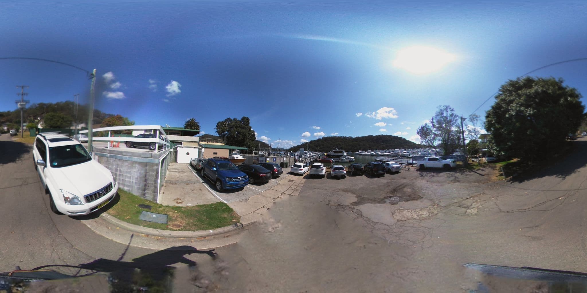 Street view near Brooklyn on Hawkesbury, Berowra Heights — © aharvey (CC BY-SA · Mapillary)