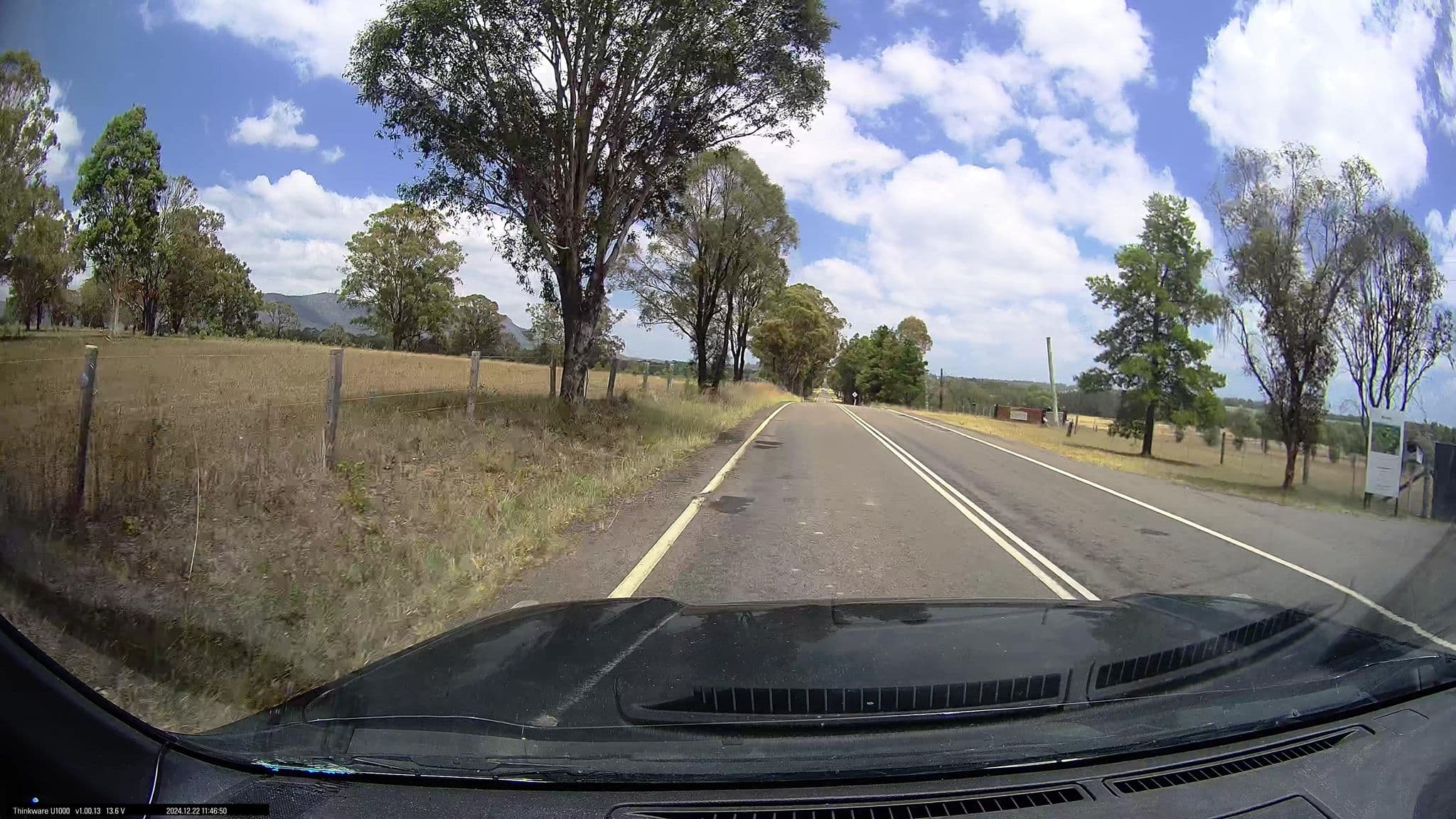 Street view near Silverpoint Accommodation, Pokolbin — © maxim752 (CC BY-SA · Mapillary)