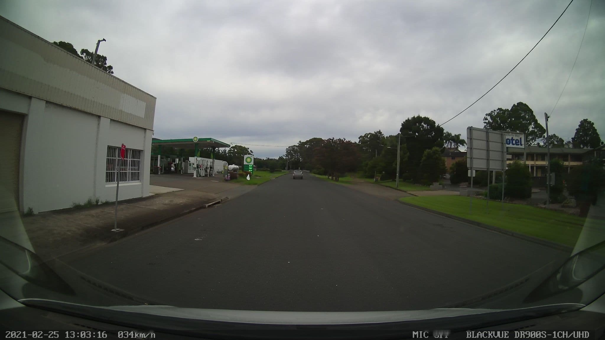 Street view near Buckett's Way Motel, Gloucester — © bob3bob3 (CC BY-SA · Mapillary)