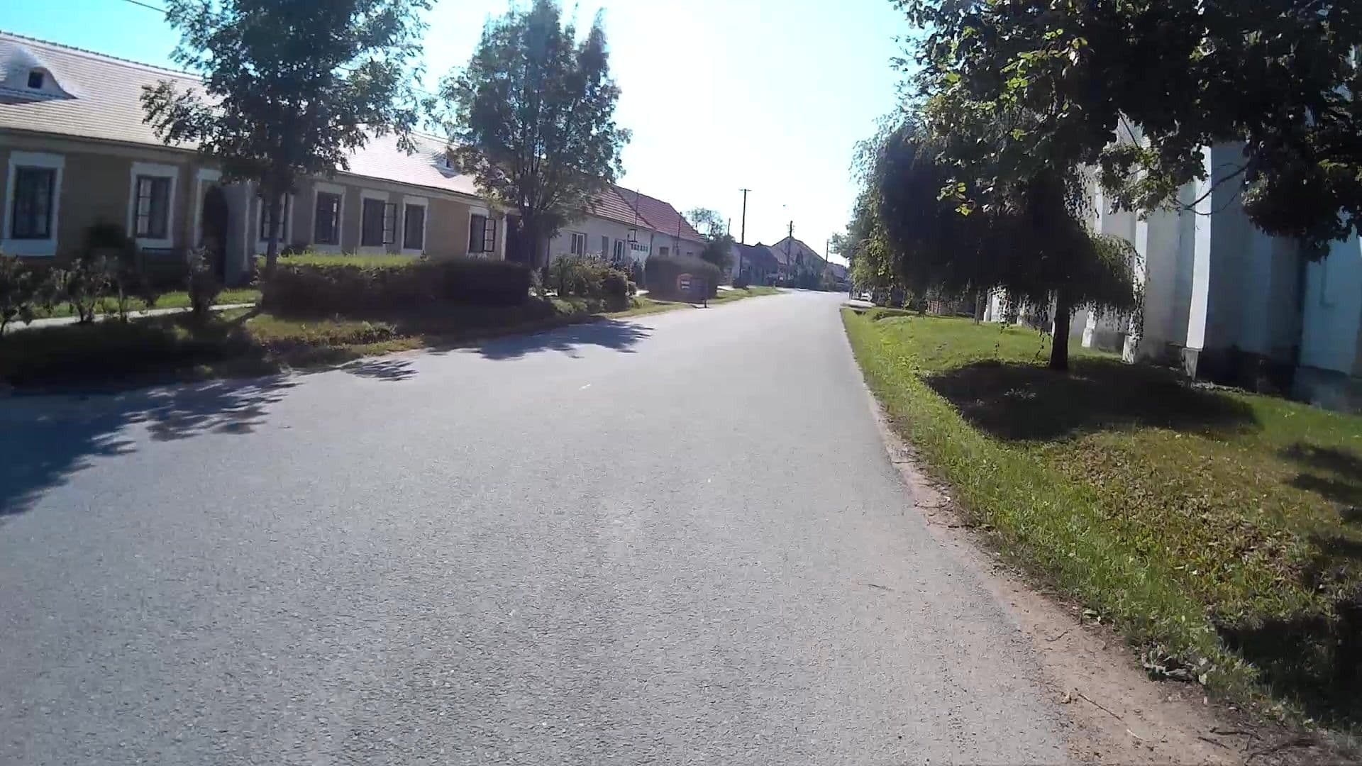 Street view near Jáňův dvůr, Novosedly — © hcz (CC BY-SA · Mapillary)