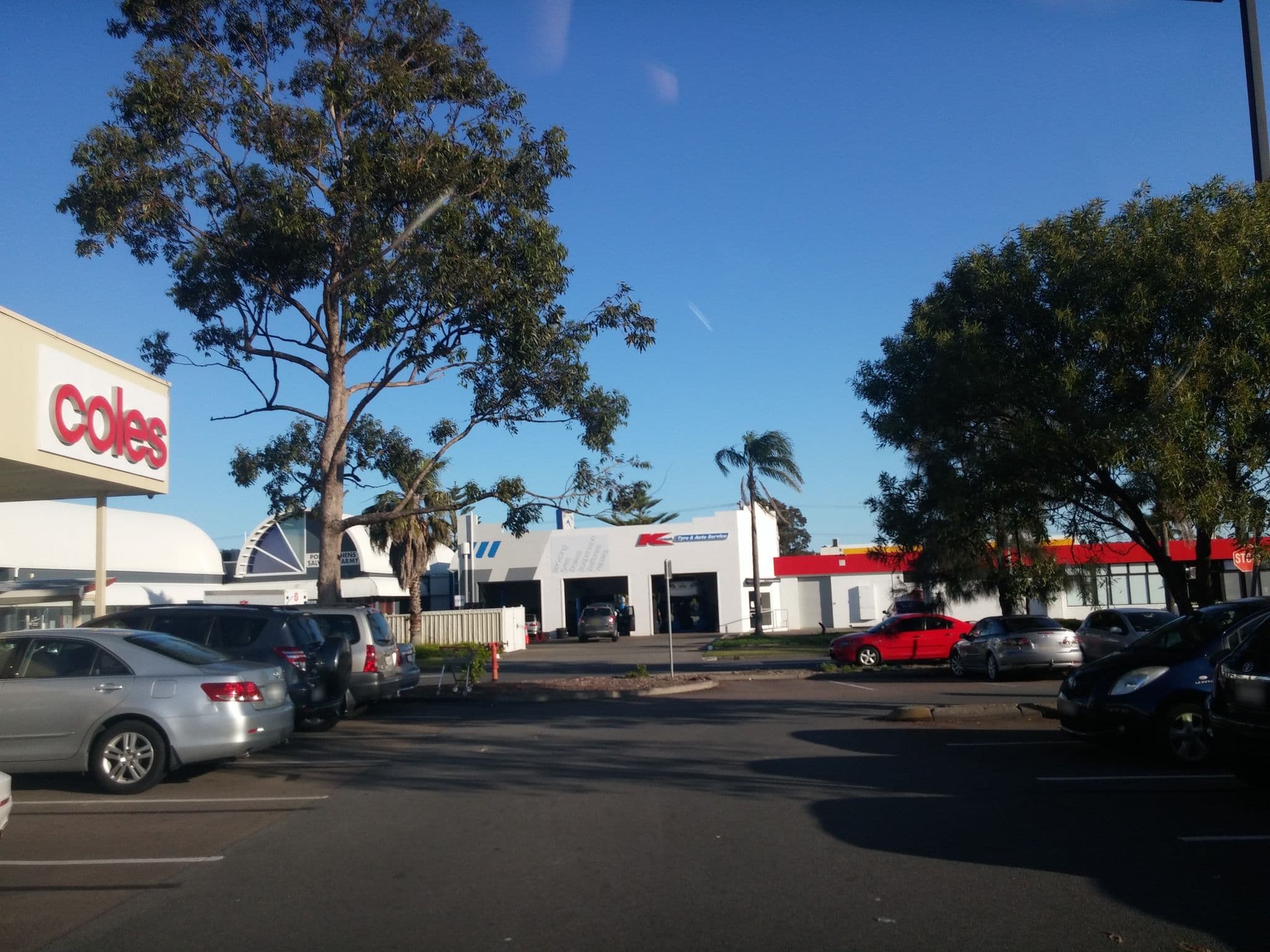 Street view near The Homestead Village, Corlette — © nigelramsay (CC BY-SA · Mapillary)