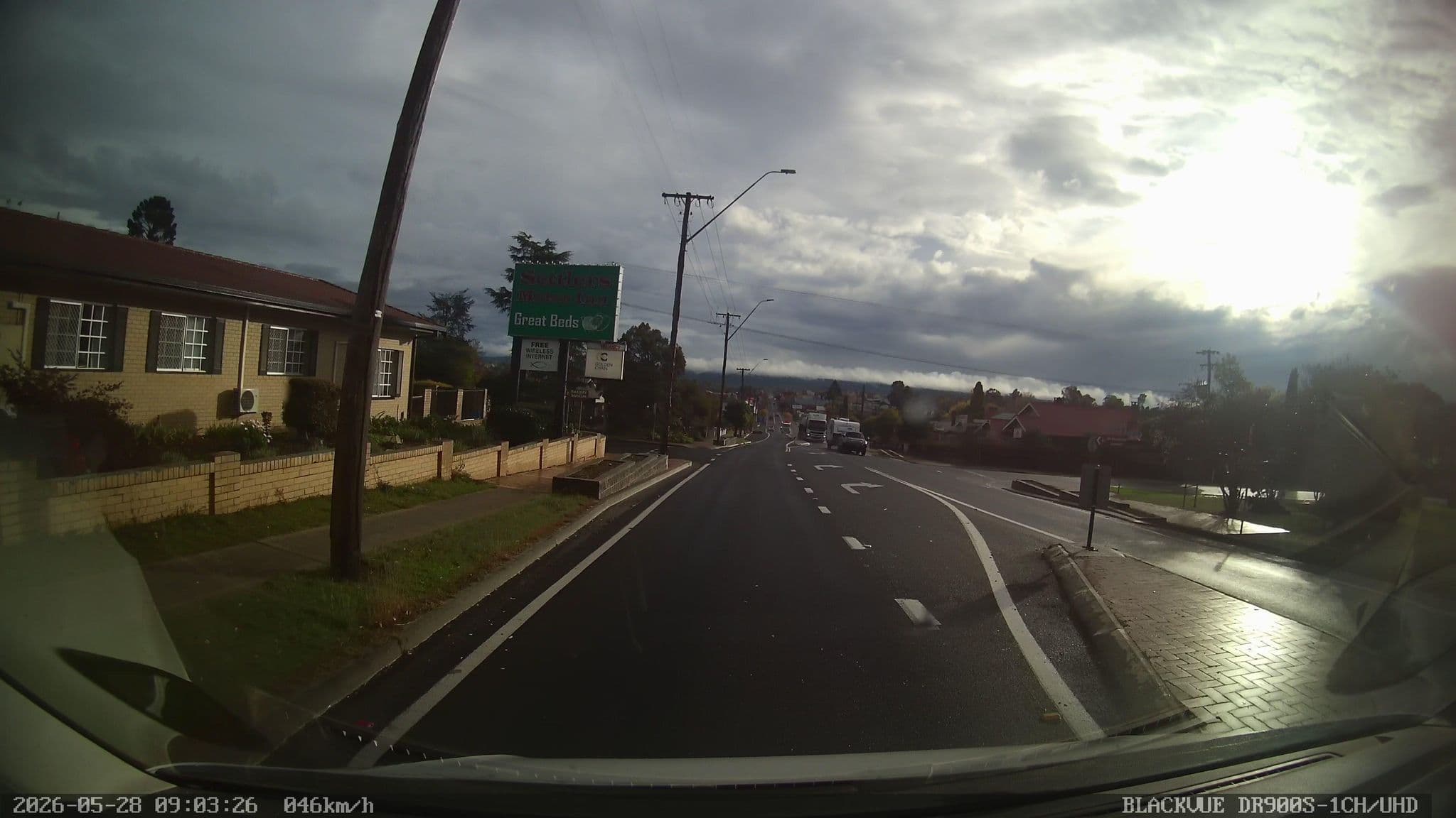 Street view near Settlers Motor Inn Tenterfield, Tenterfield — © bob3bob3 (CC BY-SA · Mapillary)