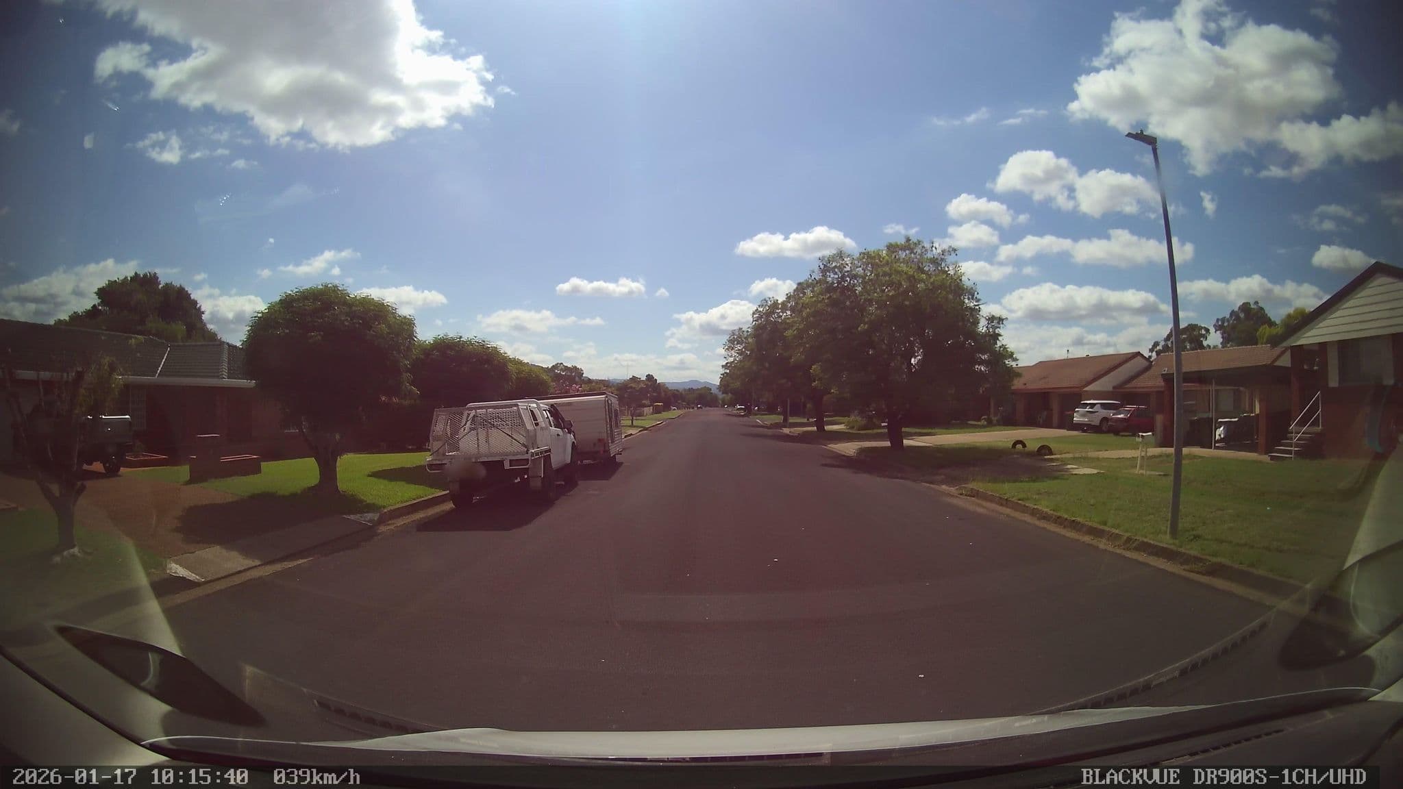 Street view near Ivanhoe Park Homestead, West Tamworth — © bob3bob3 (CC BY-SA · Mapillary)