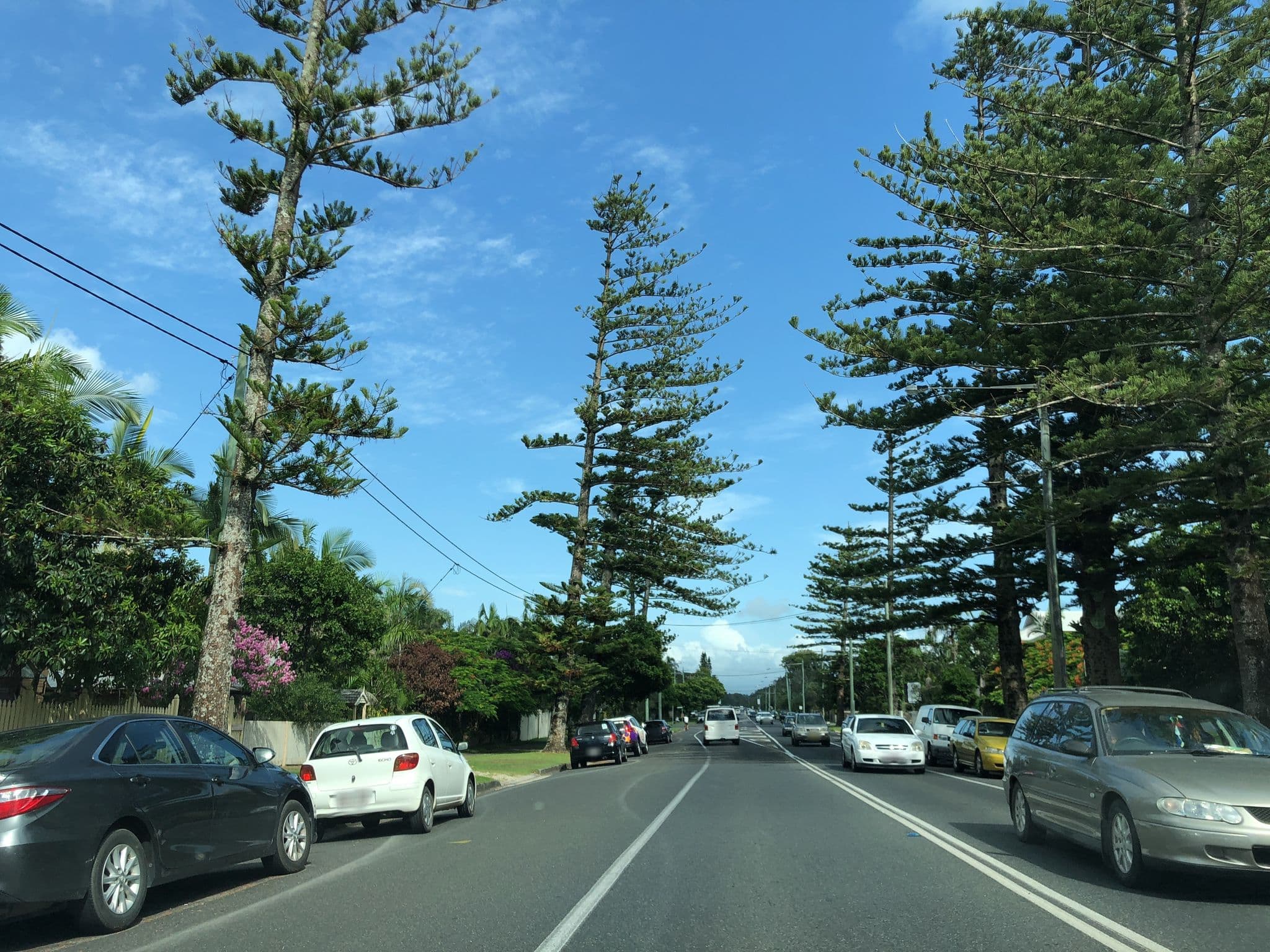 Street view near Azur Byron Bay, Byron Bay — © hakk (CC BY-SA · Mapillary)