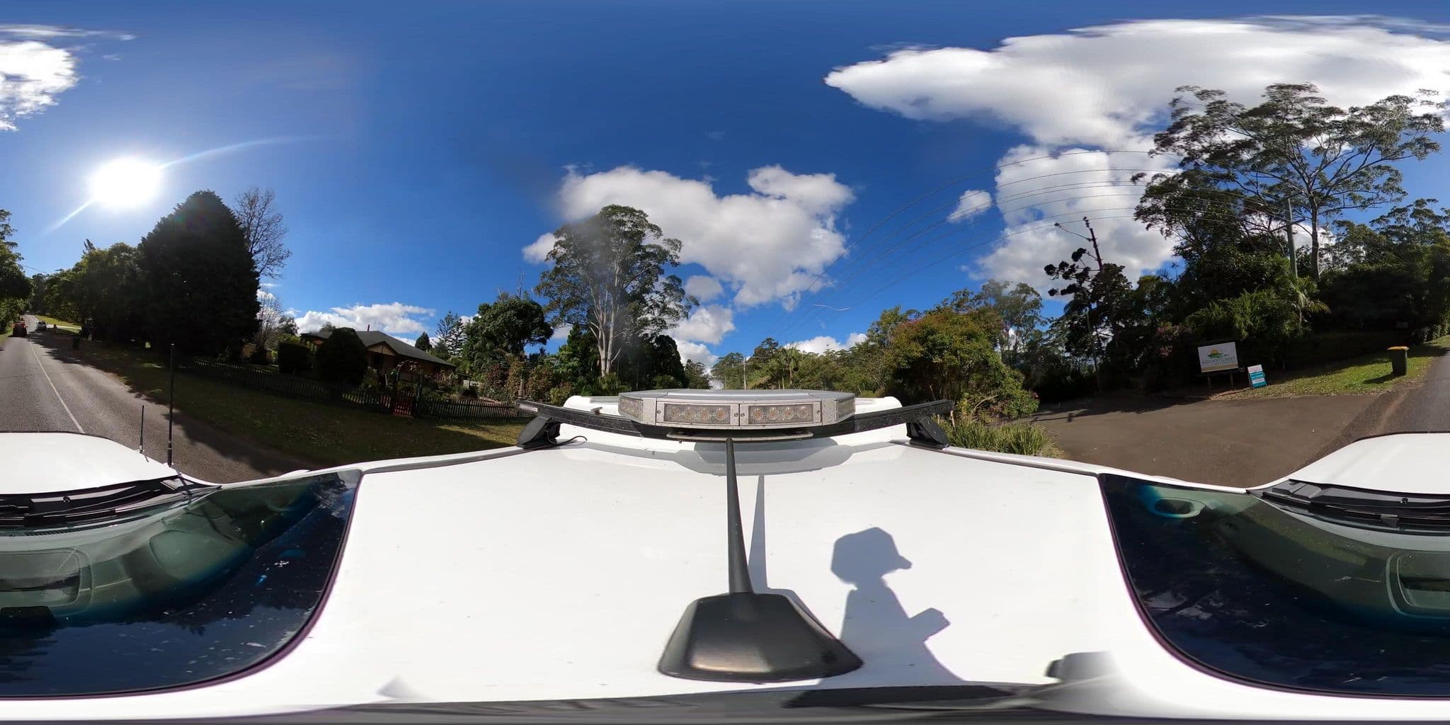 Street view near Avocado Sunset Bed & Breakfast, Tamborine — © SandD (CC BY-SA · Mapillary)