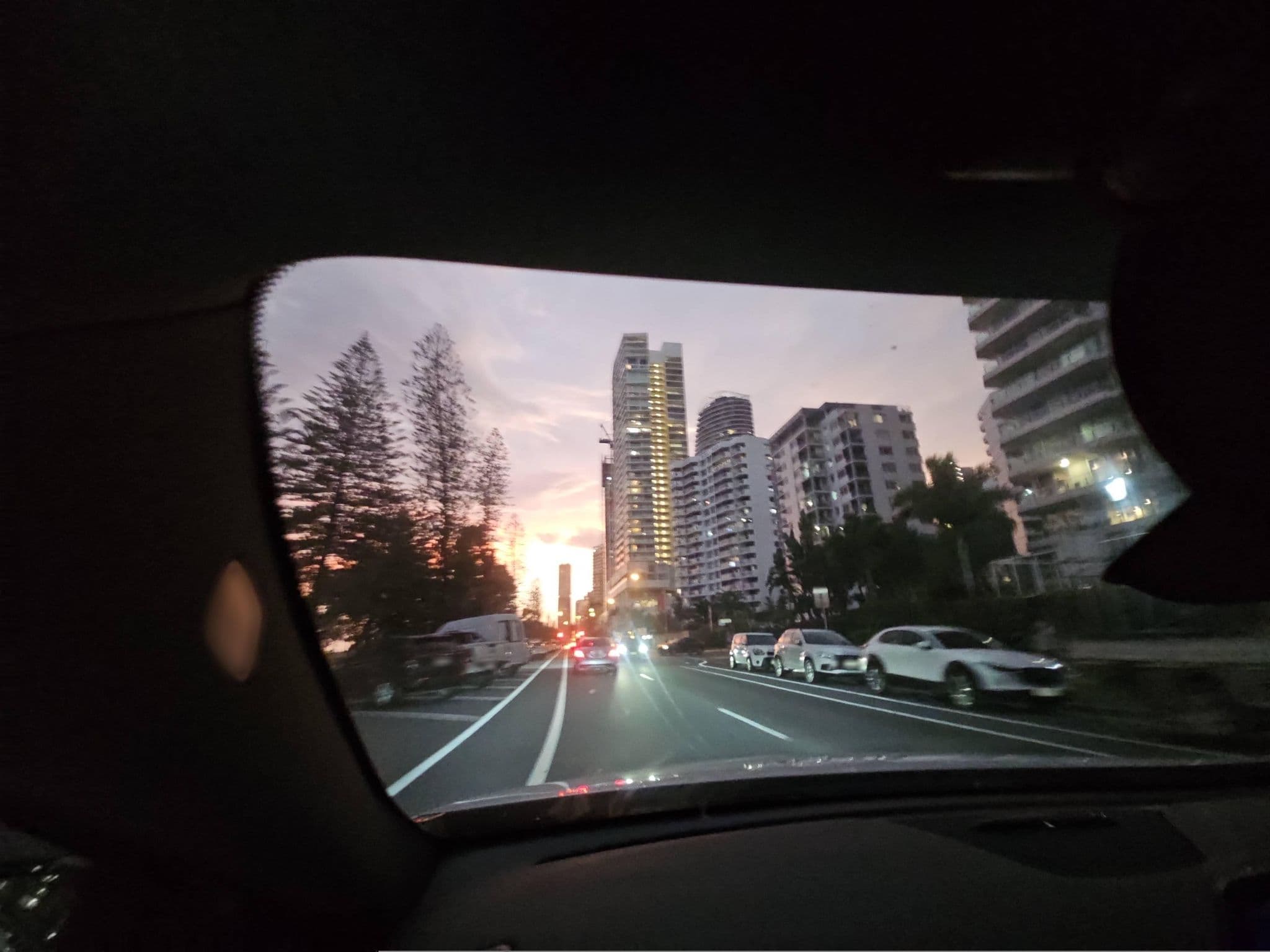Street view near Hi Ho Beach Resort, Broadbeach — © Mooksey (CC BY-SA · Mapillary)