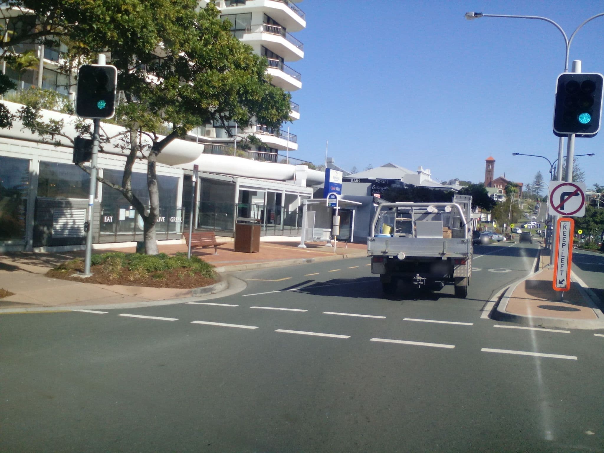 Street view near Greenmount Beach Resort, Coolangatta — © marki (CC BY-SA · Mapillary)