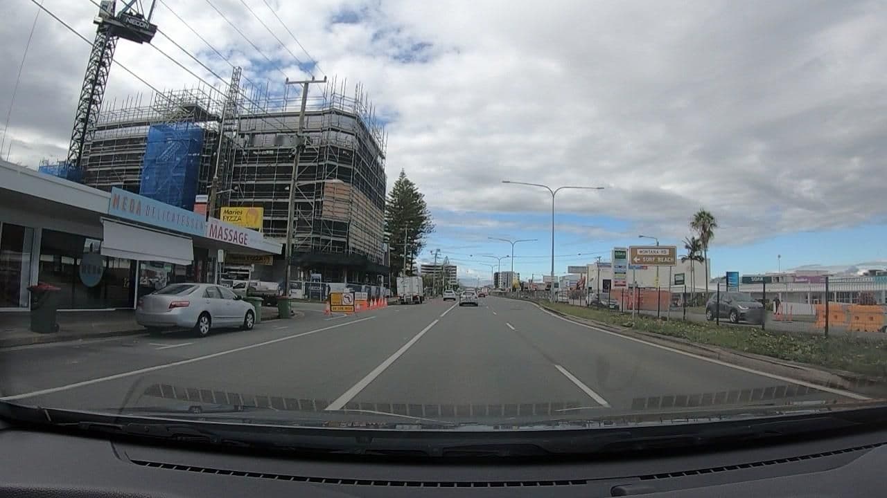 Street view near Mermaid Cove Resort, Mermaid Beach — © sealjack (CC BY-SA · Mapillary)