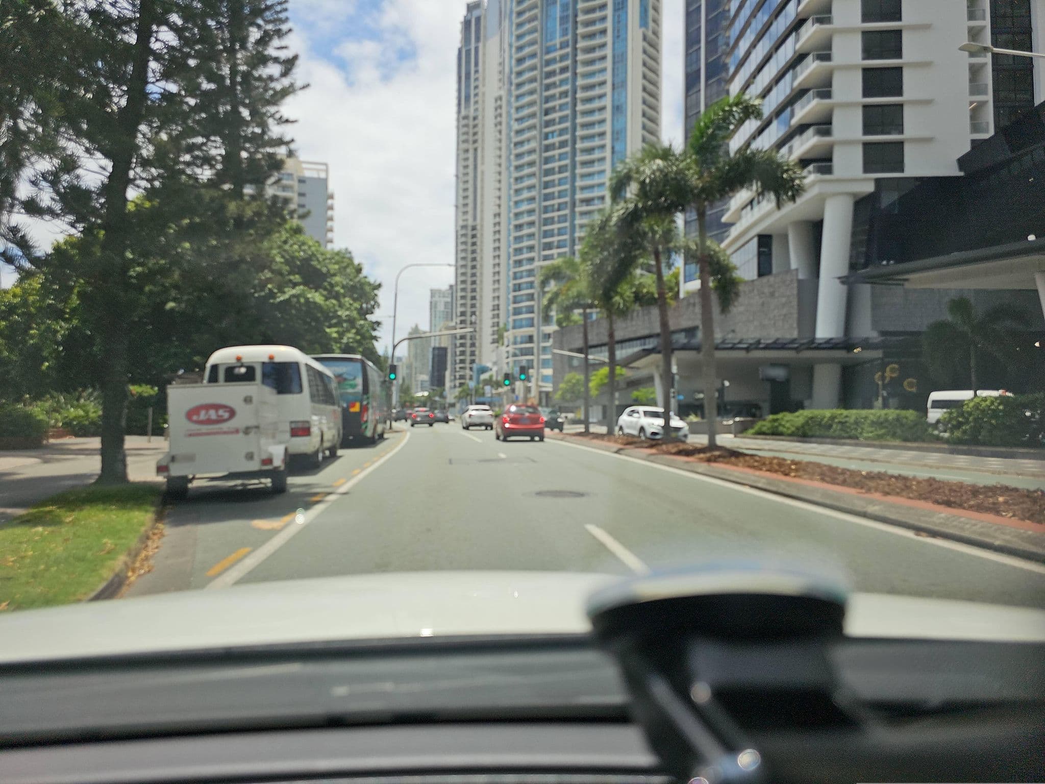Street view near Mantra Circle on Cavill, Surfers Paradise — © Mooksey (CC BY-SA · Mapillary)