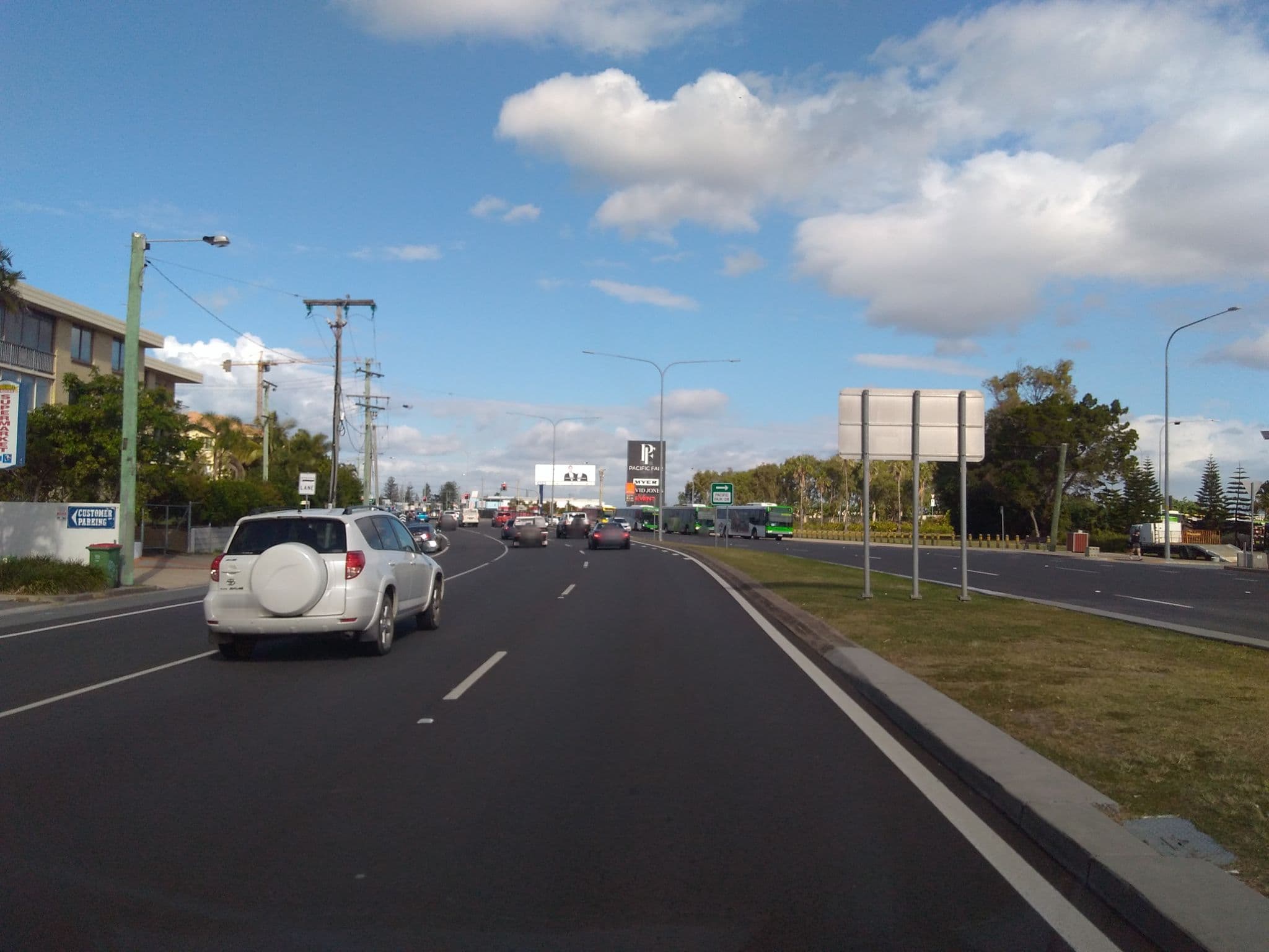 Street view near Best Western Portobello Resort, Broadbeach Waters — © marki (CC BY-SA · Mapillary)