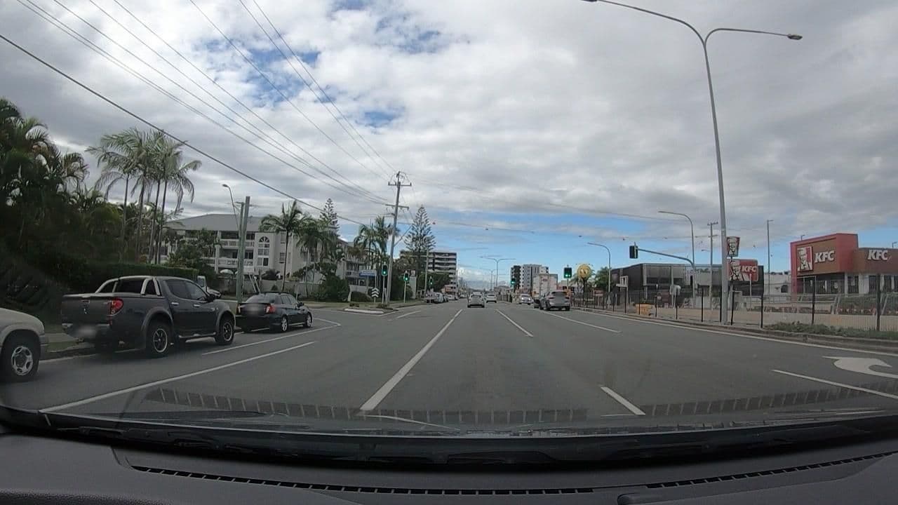 Street view near Mermaid Park Holiday Apartments, Mermaid Beach — © sealjack (CC BY-SA · Mapillary)