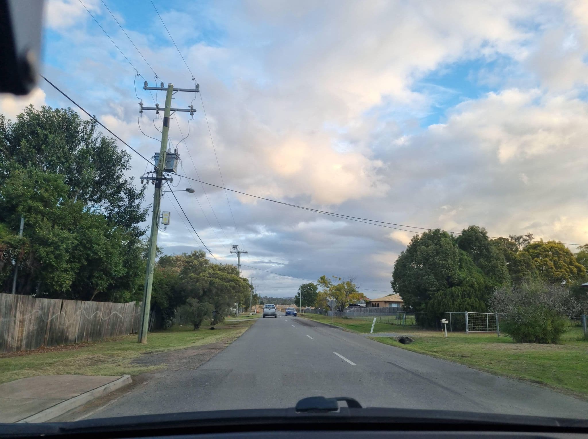 Street view near Bottletree Hotel, Fernvale — © Cyclops (CC BY-SA · Mapillary)