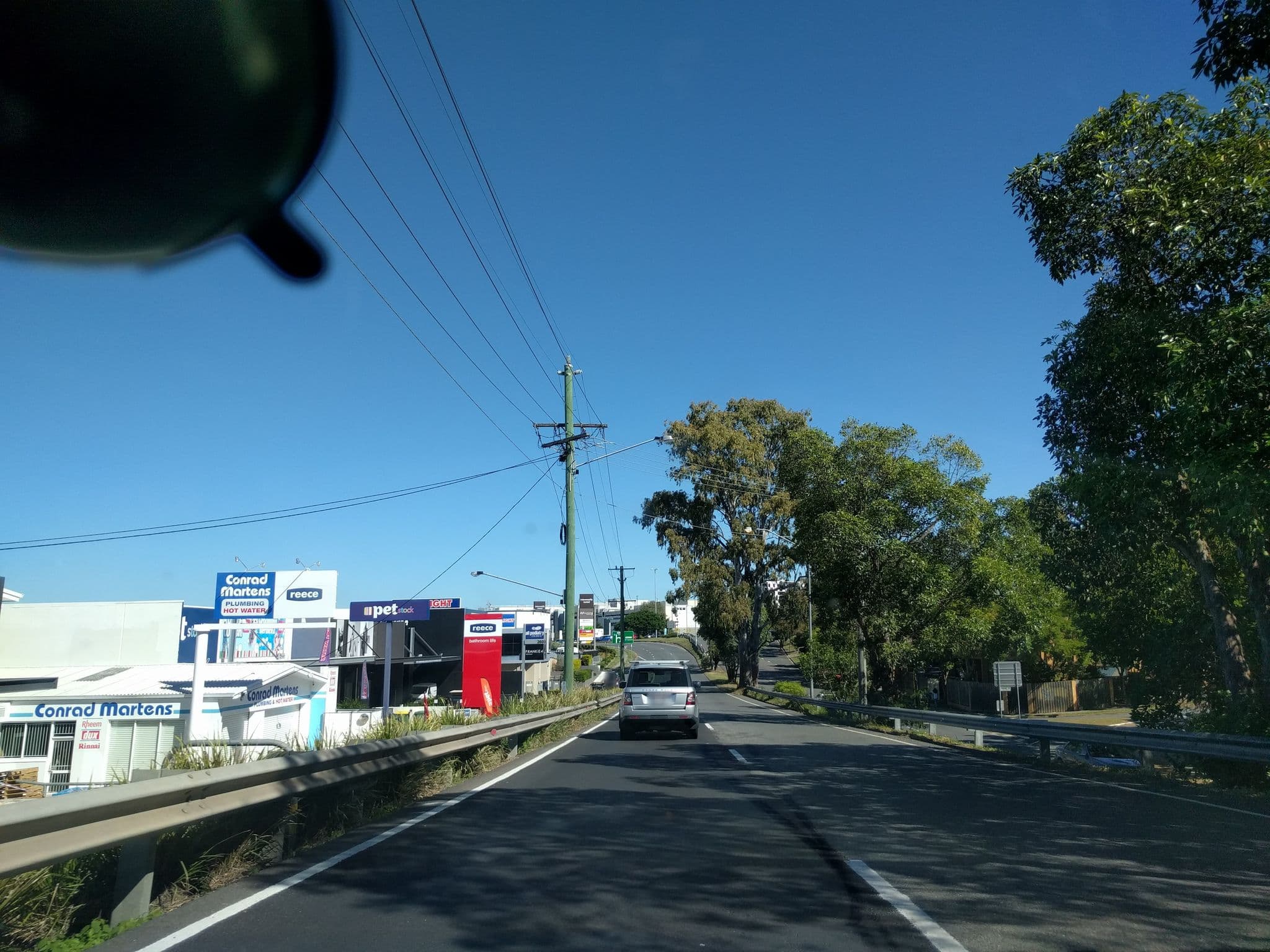 Street view near Taringa Gardens Apartments, Taringa — © iveseenthings (CC BY-SA · Mapillary)
