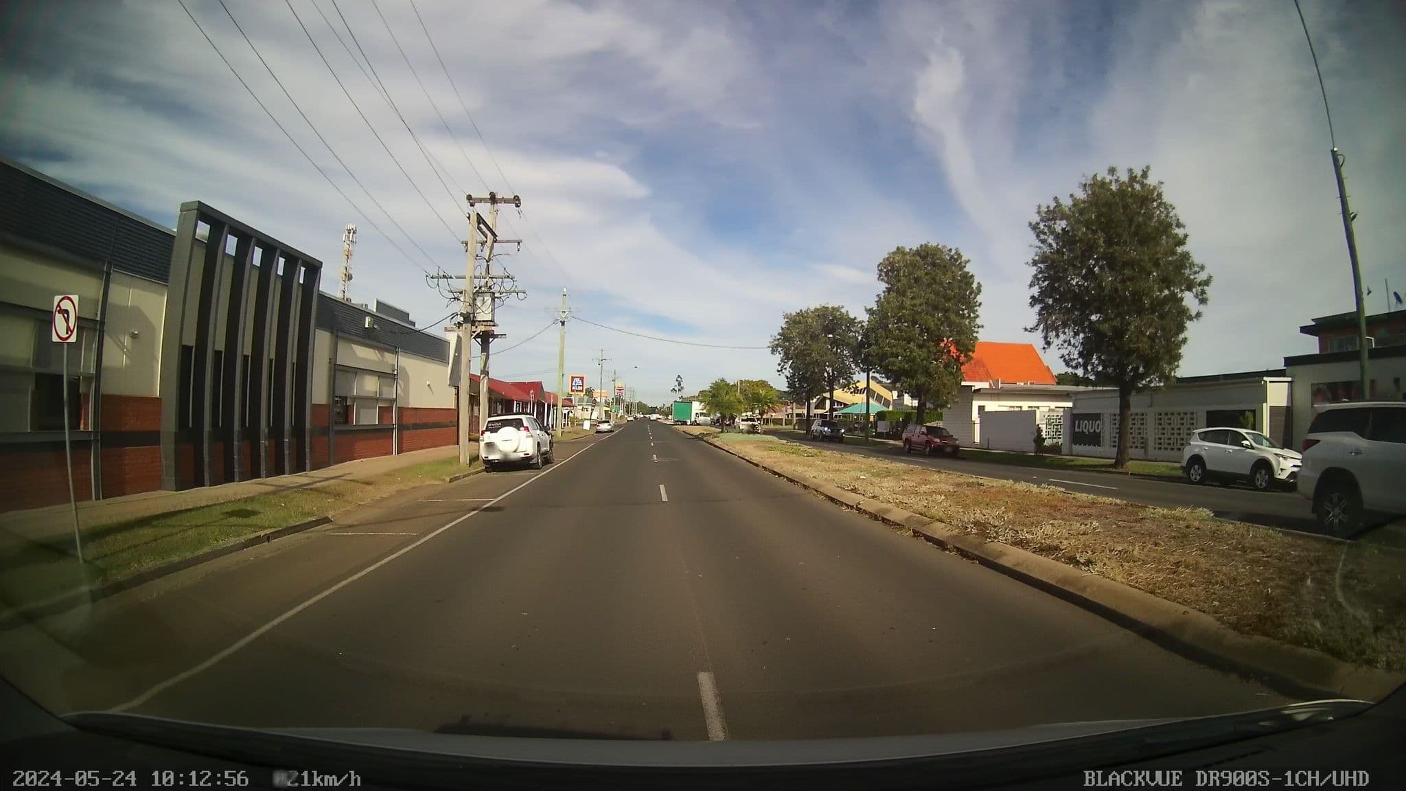 Street view near O'Shea's Windsor Hotel, Dalby — © bob3bob3 (CC BY-SA · Mapillary)