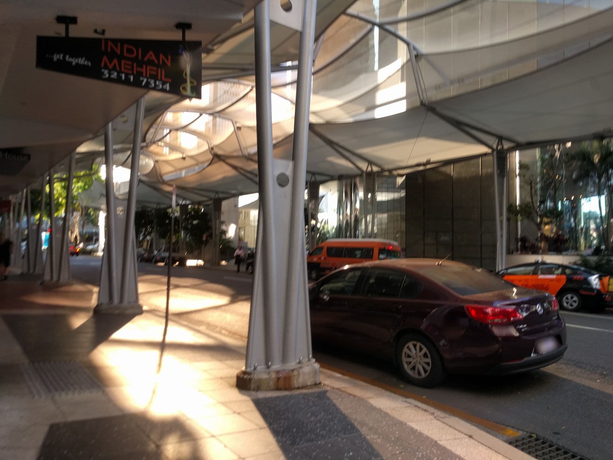 Street view near Stamford Plaza Pool, Brisbane central business district — © davidbdean (CC BY-SA · Mapillary)