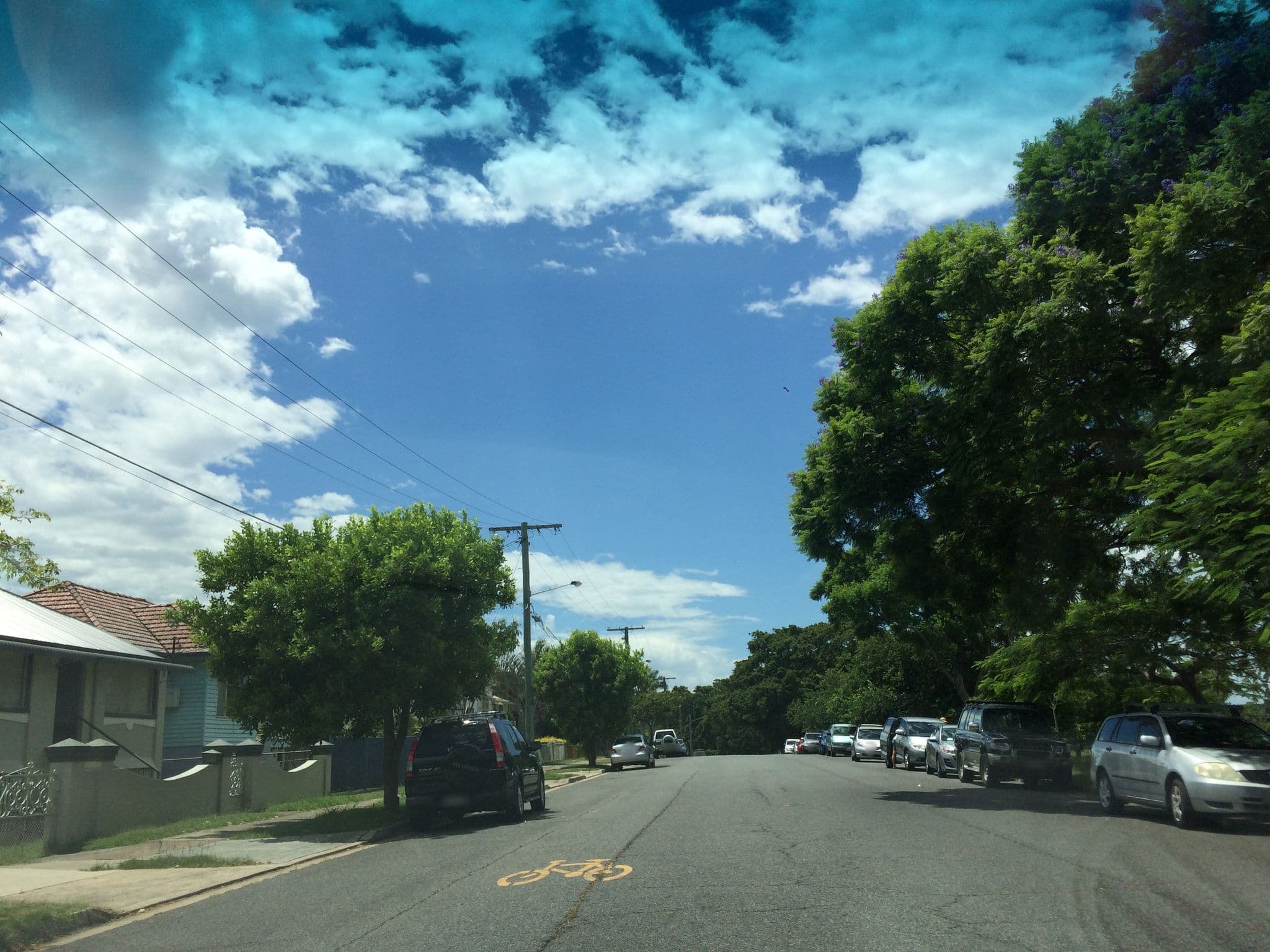 Street view near West End Riverfront AirBnB, Toowong — © hoylen (CC BY-SA · Mapillary)