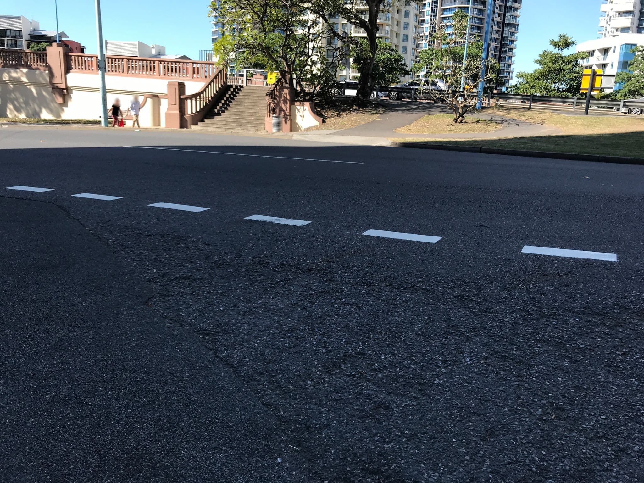 Street view near Ryan's on the River, Kangaroo Point — © hmijail (CC BY-SA · Mapillary)