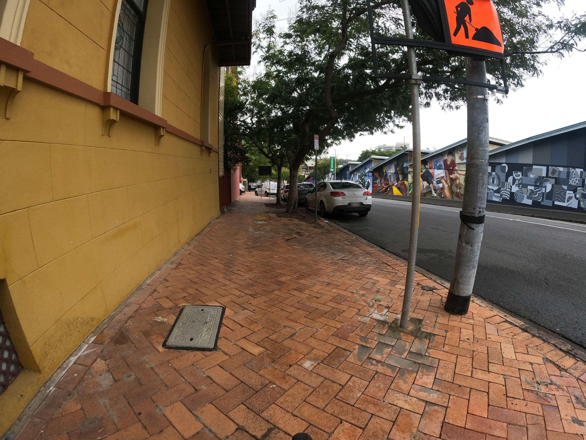Street view near Boutique Hotels, Bowen Hills — © bccamsurvey (CC BY-SA · Mapillary)
