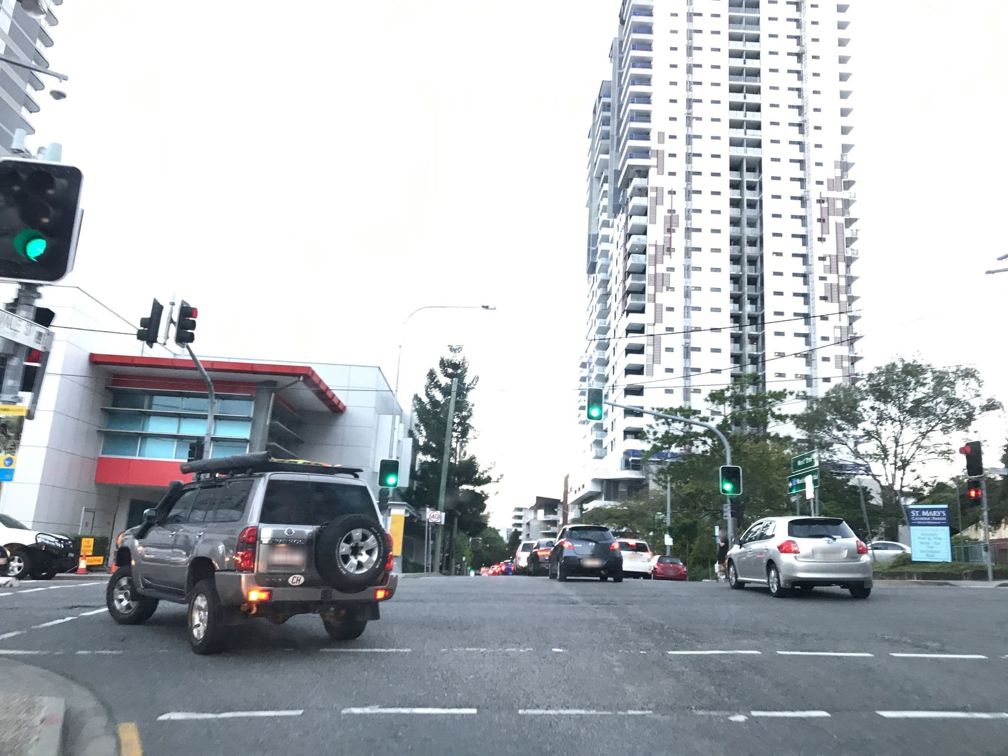 Street view near South Brisbane Hotel, West End — © vagrant42 (CC BY-SA · Mapillary)
