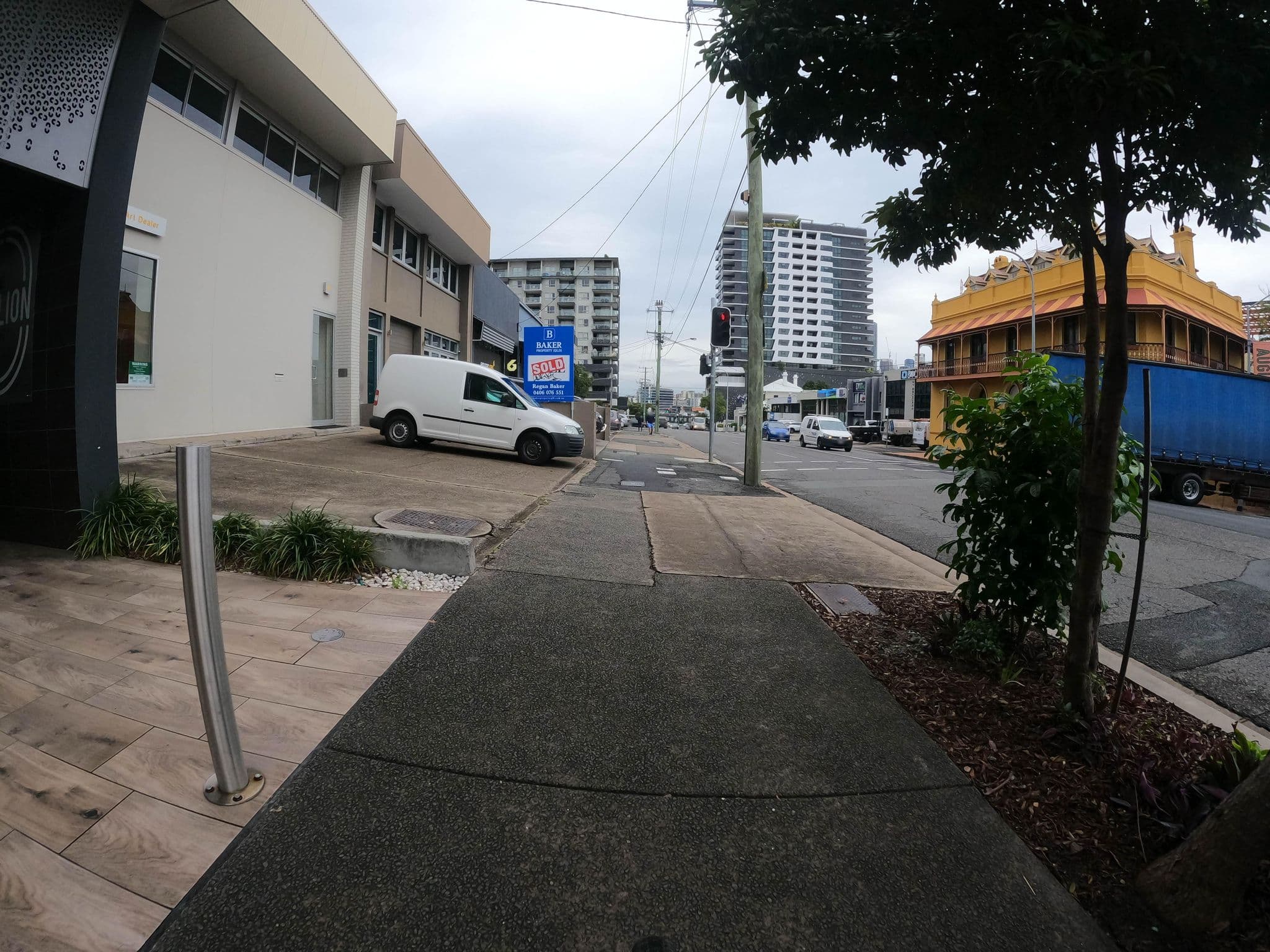 Street view near Direct Hotels Pavillion On Brookes, Bowen Hills — © bccamsurvey (CC BY-SA · Mapillary)