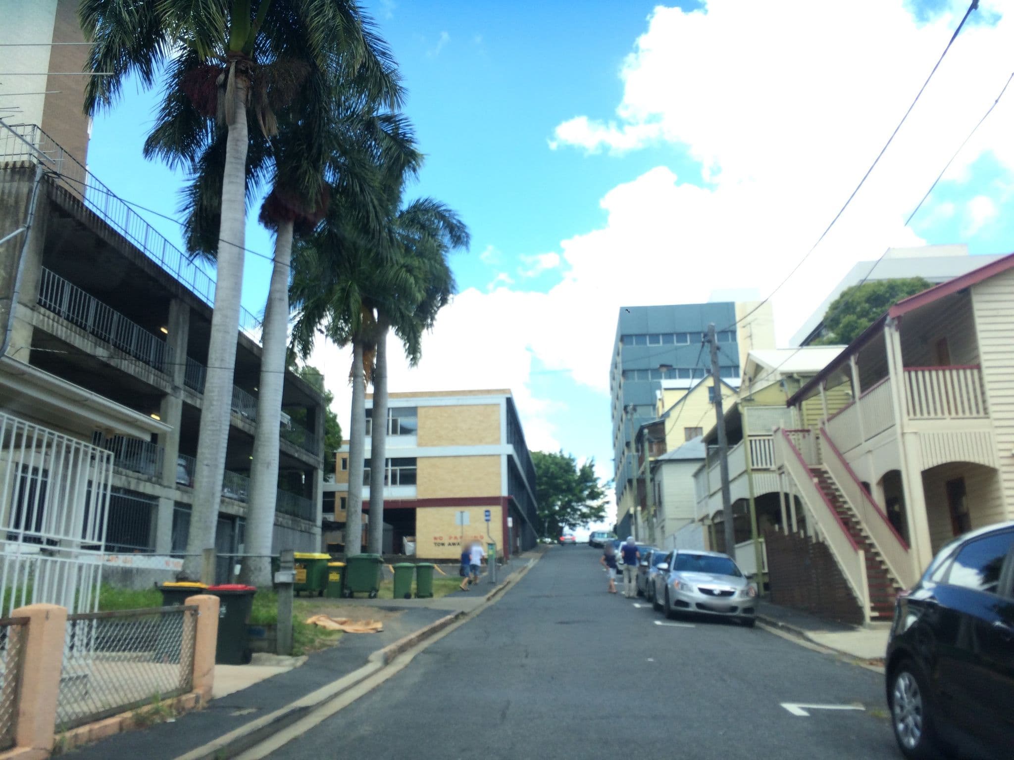 Street view near Pacific Hotel Pool, Spring Hill — © hoylen (CC BY-SA · Mapillary)