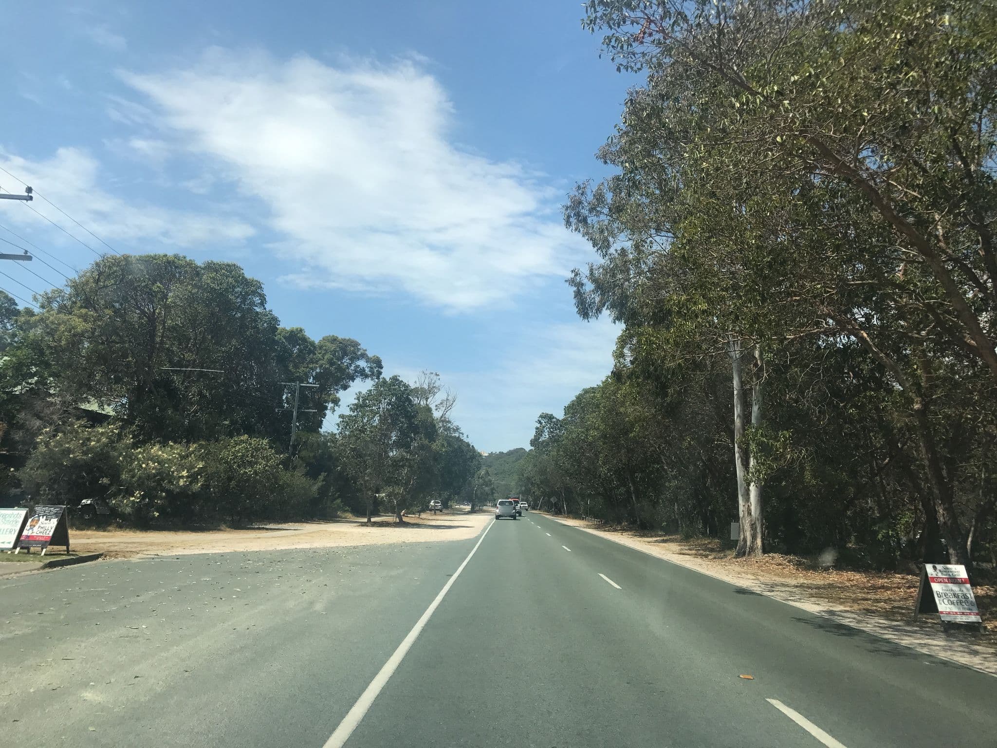 Street view near Anchorage on Straddie, Macleay Island — © vagrant42 (CC BY-SA · Mapillary)