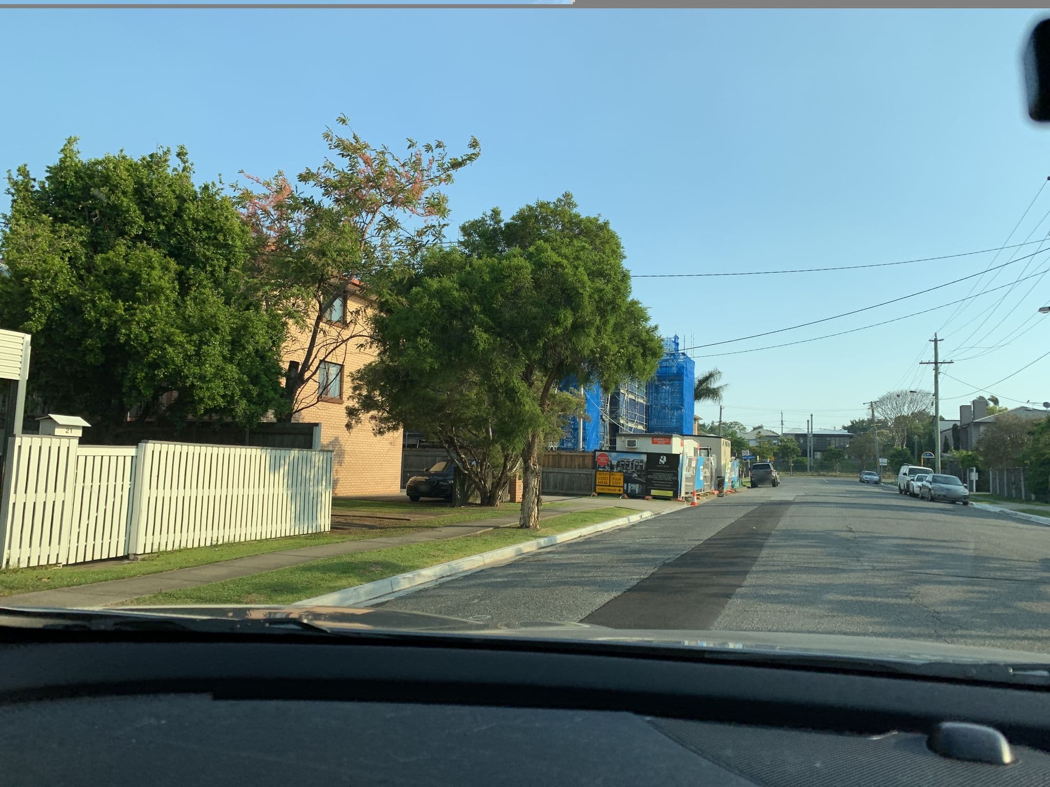 Street view near Scobie's Boutique Bed and Breakfast, Hendra — © hamish (CC BY-SA · Mapillary)