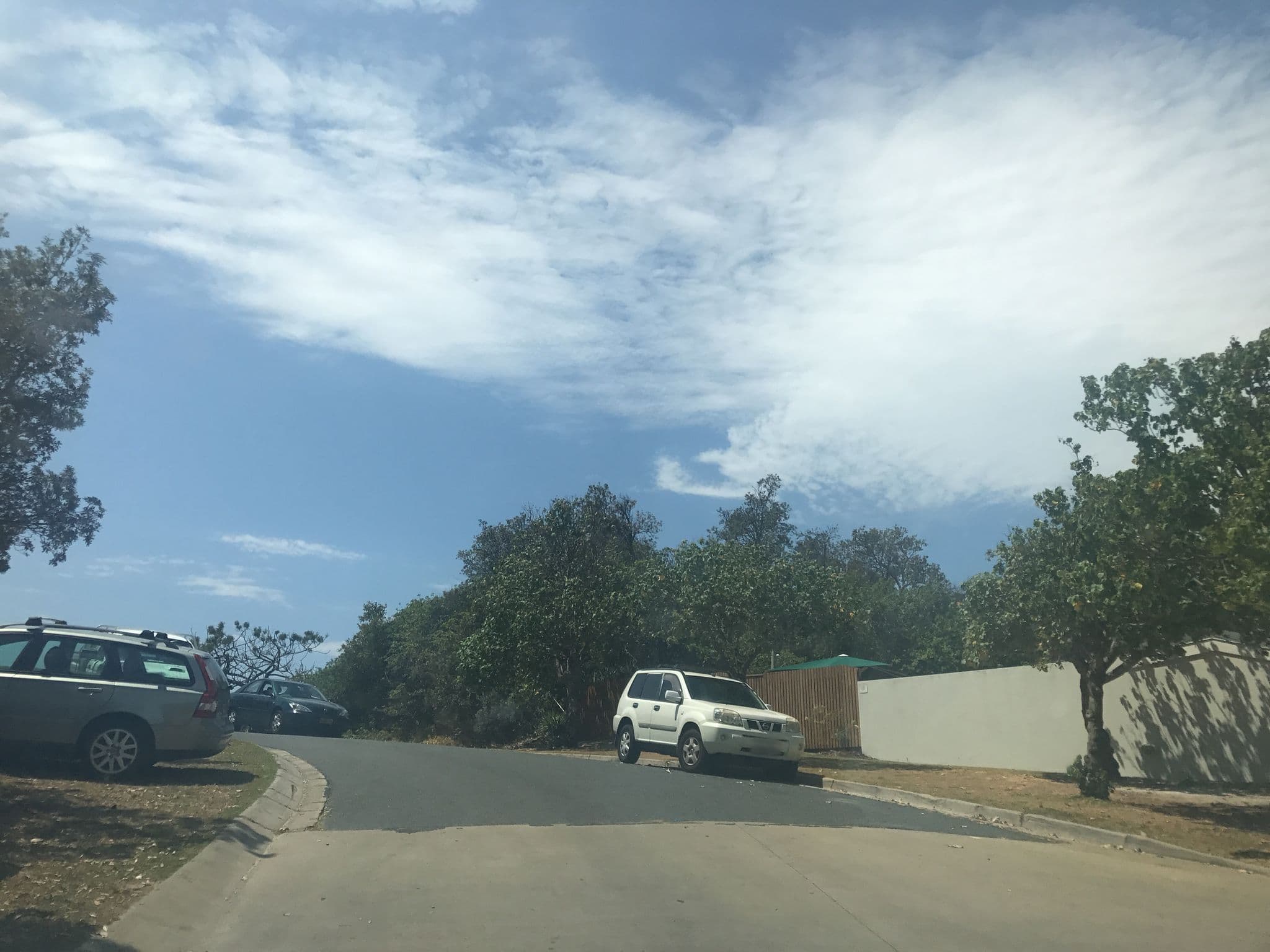 Street view near Whale Watch Ocean Beach Resort, Macleay Island — © vagrant42 (CC BY-SA · Mapillary)