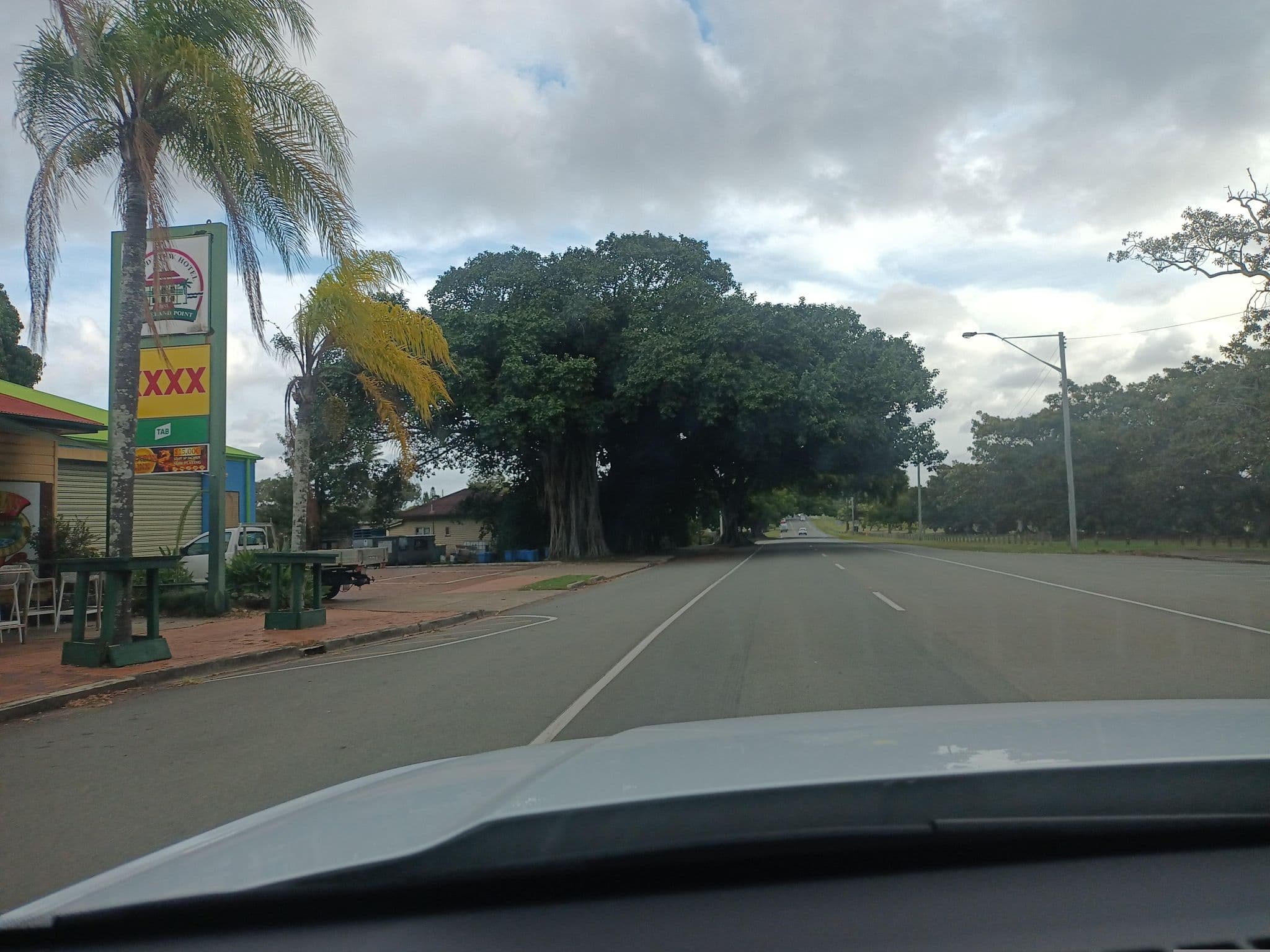Street view near Grand View Hotel, Cleveland — © Fahdul (CC BY-SA · Mapillary)