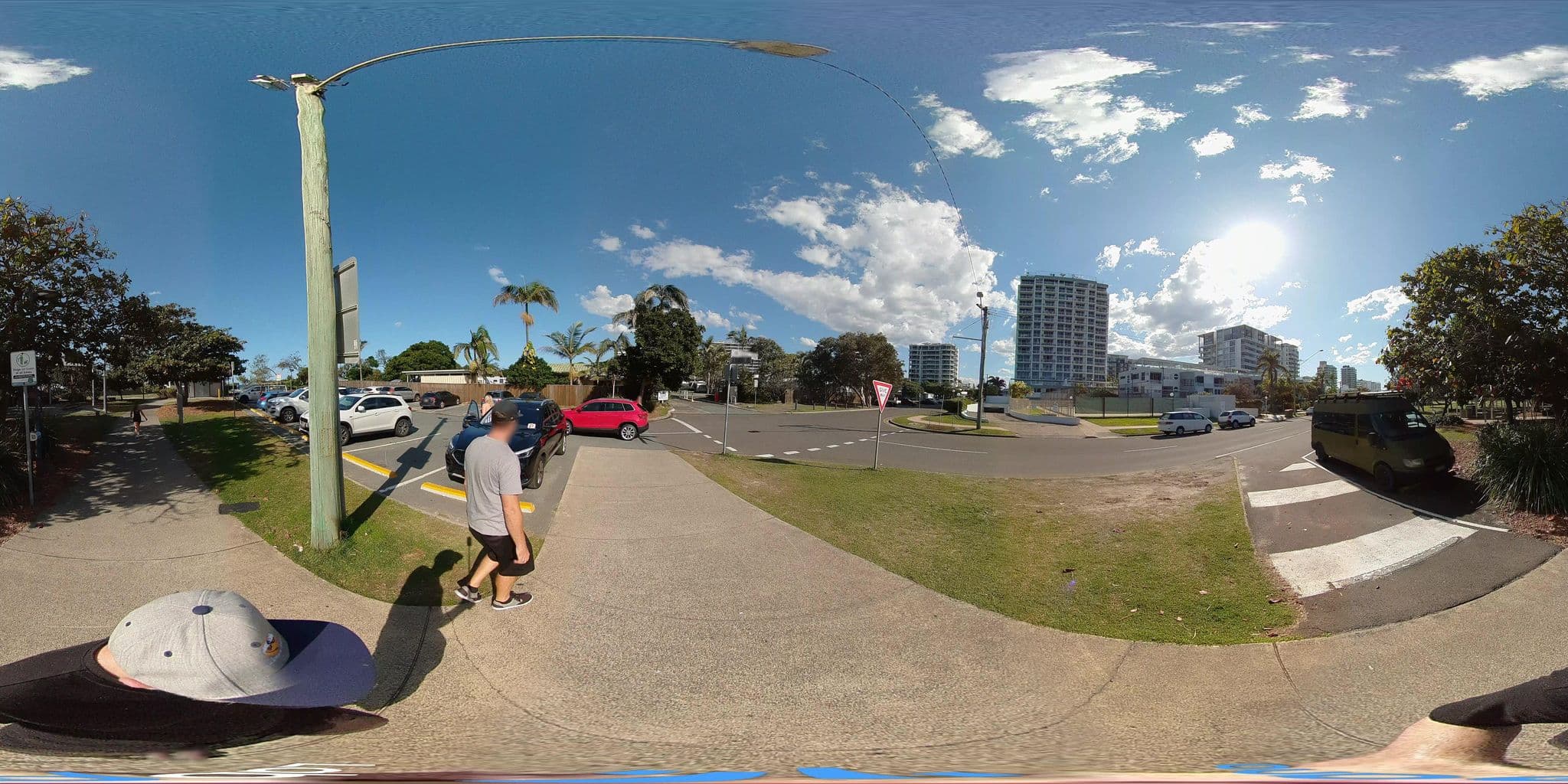 Street view near Sundeck Gardens, Maroochydore — © LukeCWalton (CC BY-SA · Mapillary)