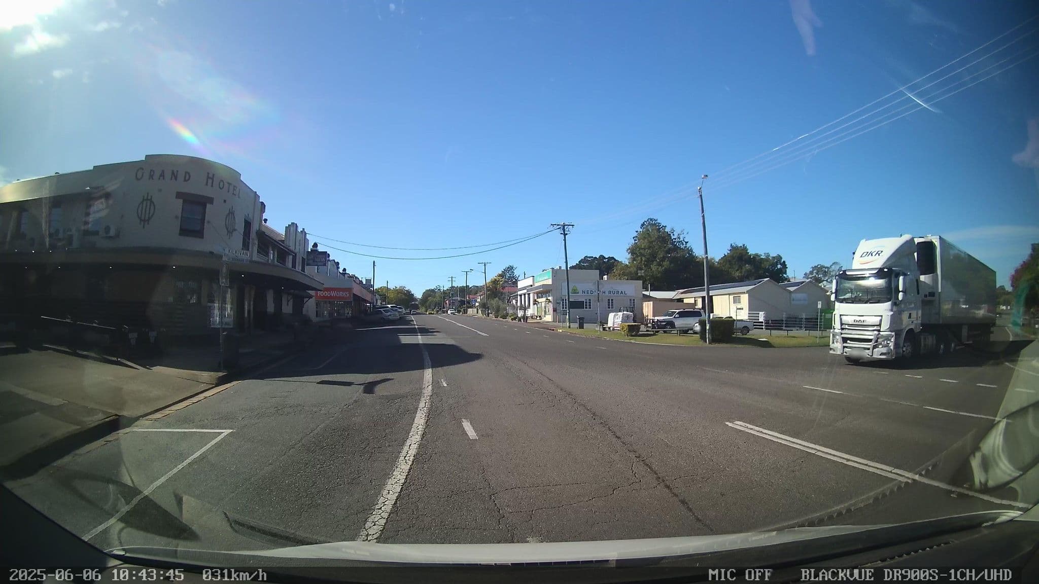 Street view near Grand Hotel Coomeri, Murgon — © bob3bob3 (CC BY-SA · Mapillary)