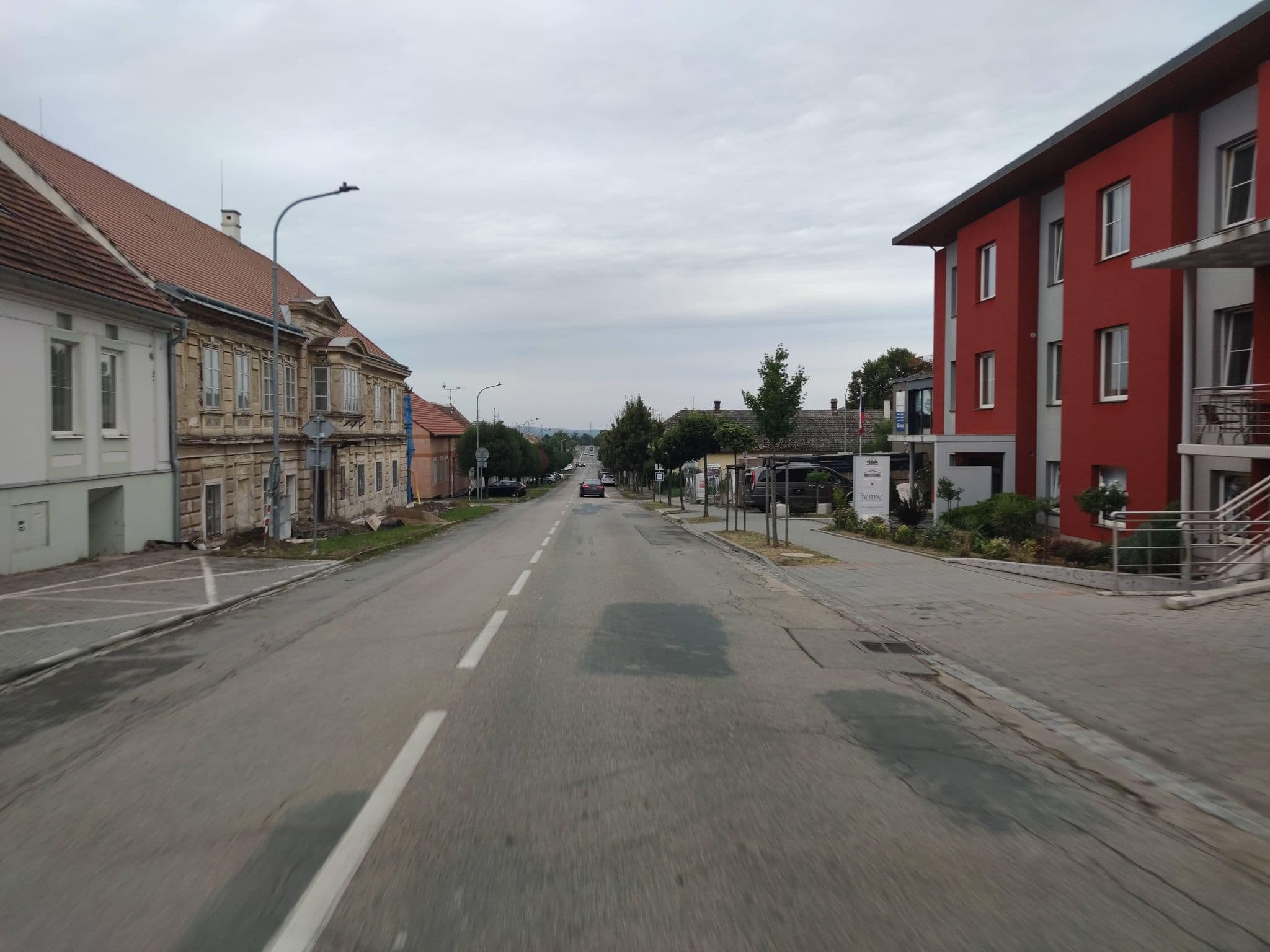 Street view near Slávia, Mikulov — © martinpoljak (CC BY-SA · Mapillary)