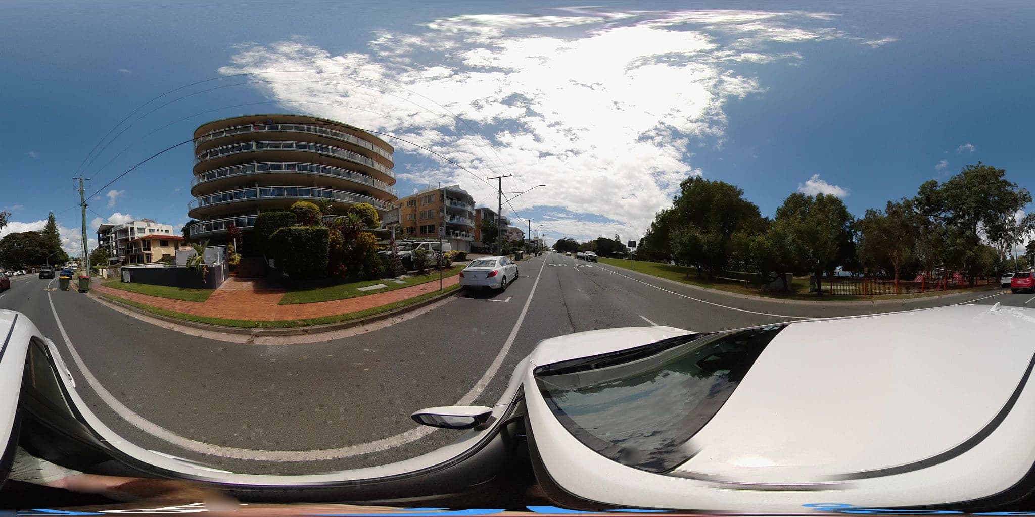 Street view near Belvedere Apartments, Golden Beach — © LukeCWalton (CC BY-SA · Mapillary)