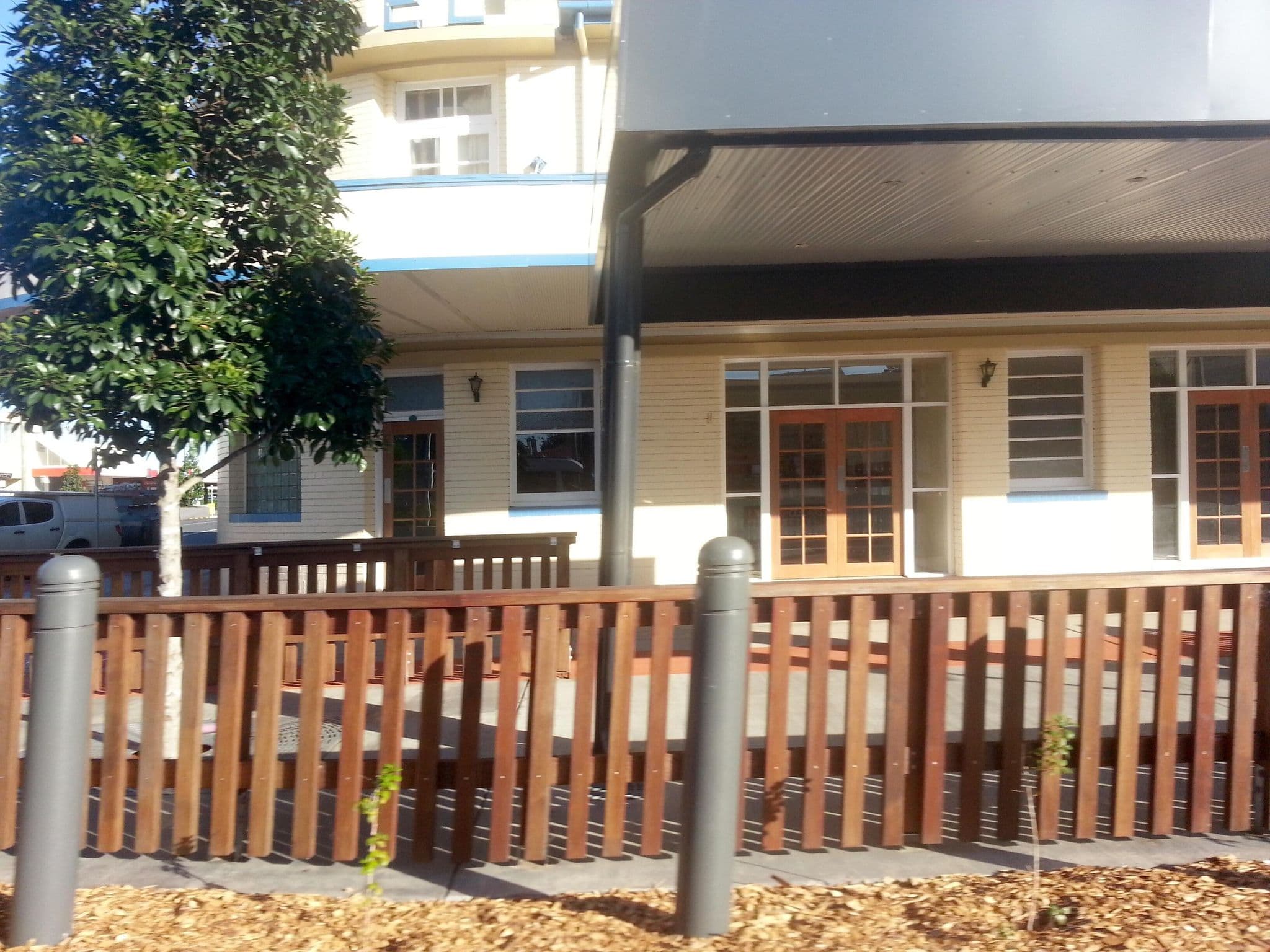 Street view near Club Hotel, Kingaroy — © bob3bob3 (CC BY-SA · Mapillary)