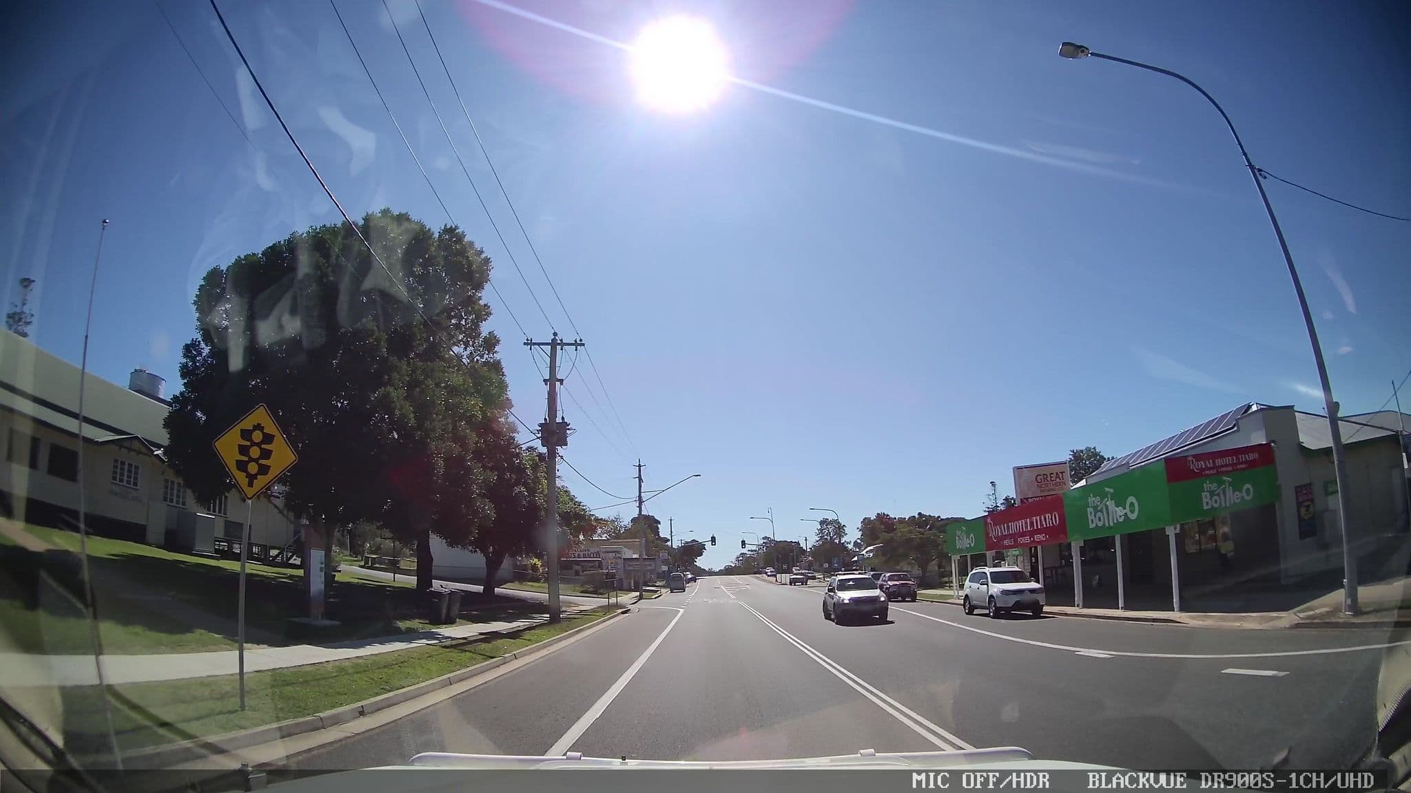 Street view near The Bottle- O - Royal Hotel Tiaro, Tinana — © jthnz (CC BY-SA · Mapillary)