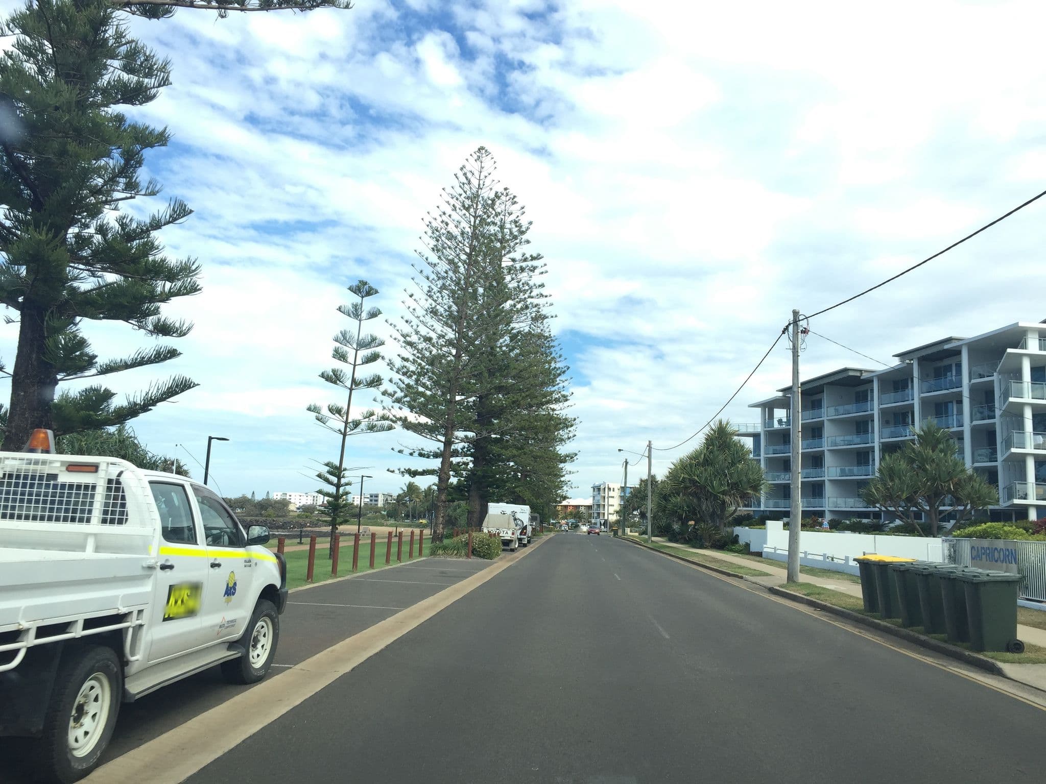 Street view near Mantra Apartments, Bargara — © vagrant42 (CC BY-SA · Mapillary)