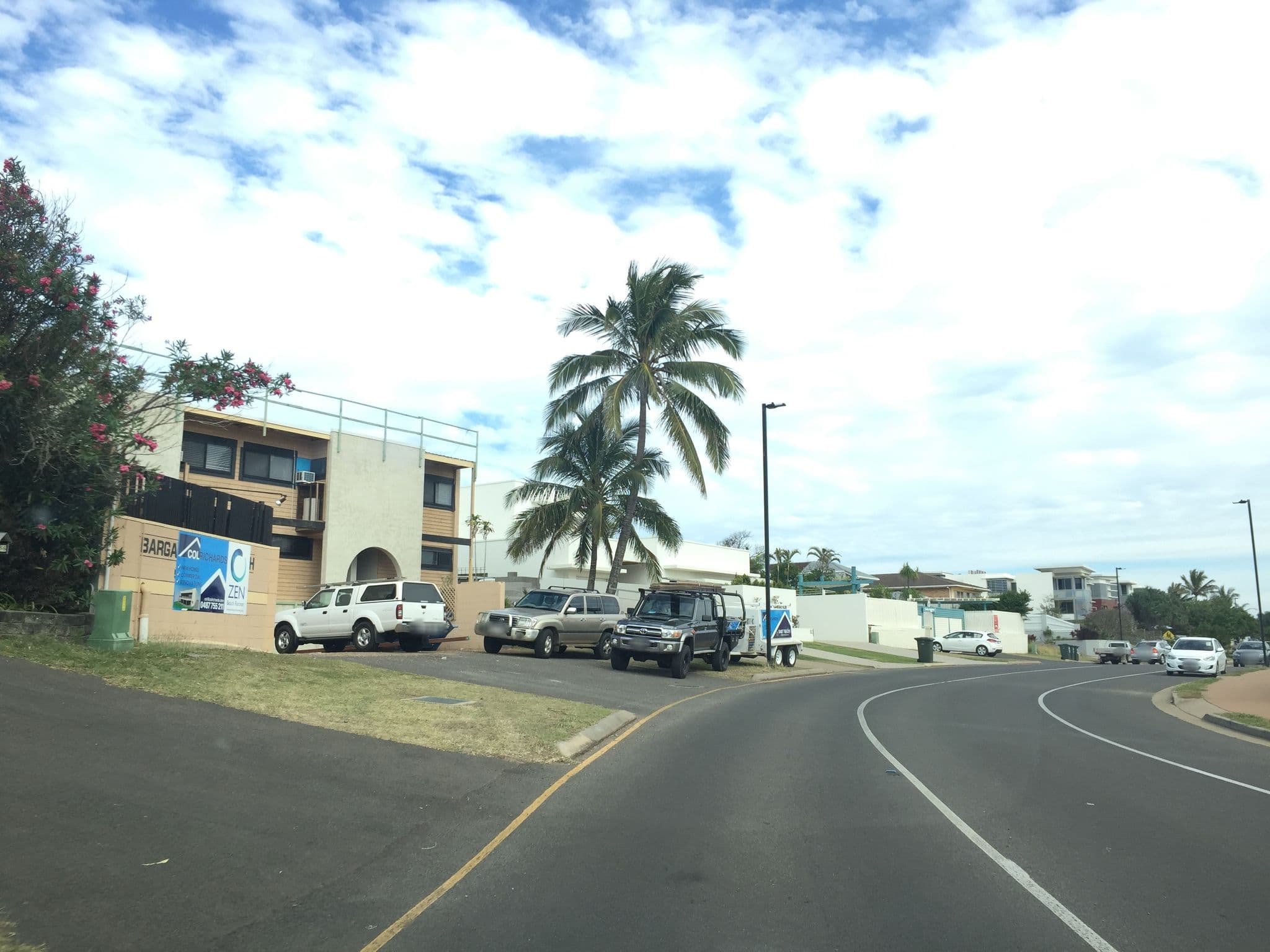 Street view near Nieuport 54 Absolute Beachfront, Bargara — © vagrant42 (CC BY-SA · Mapillary)