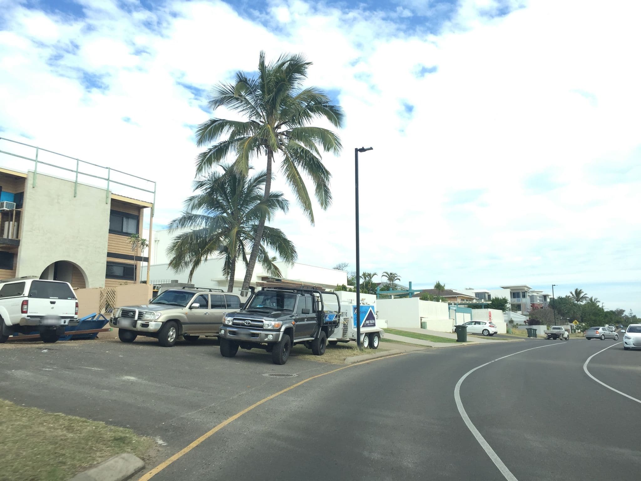Street view near ZEN Beach Retreat, Bargara — © vagrant42 (CC BY-SA · Mapillary)