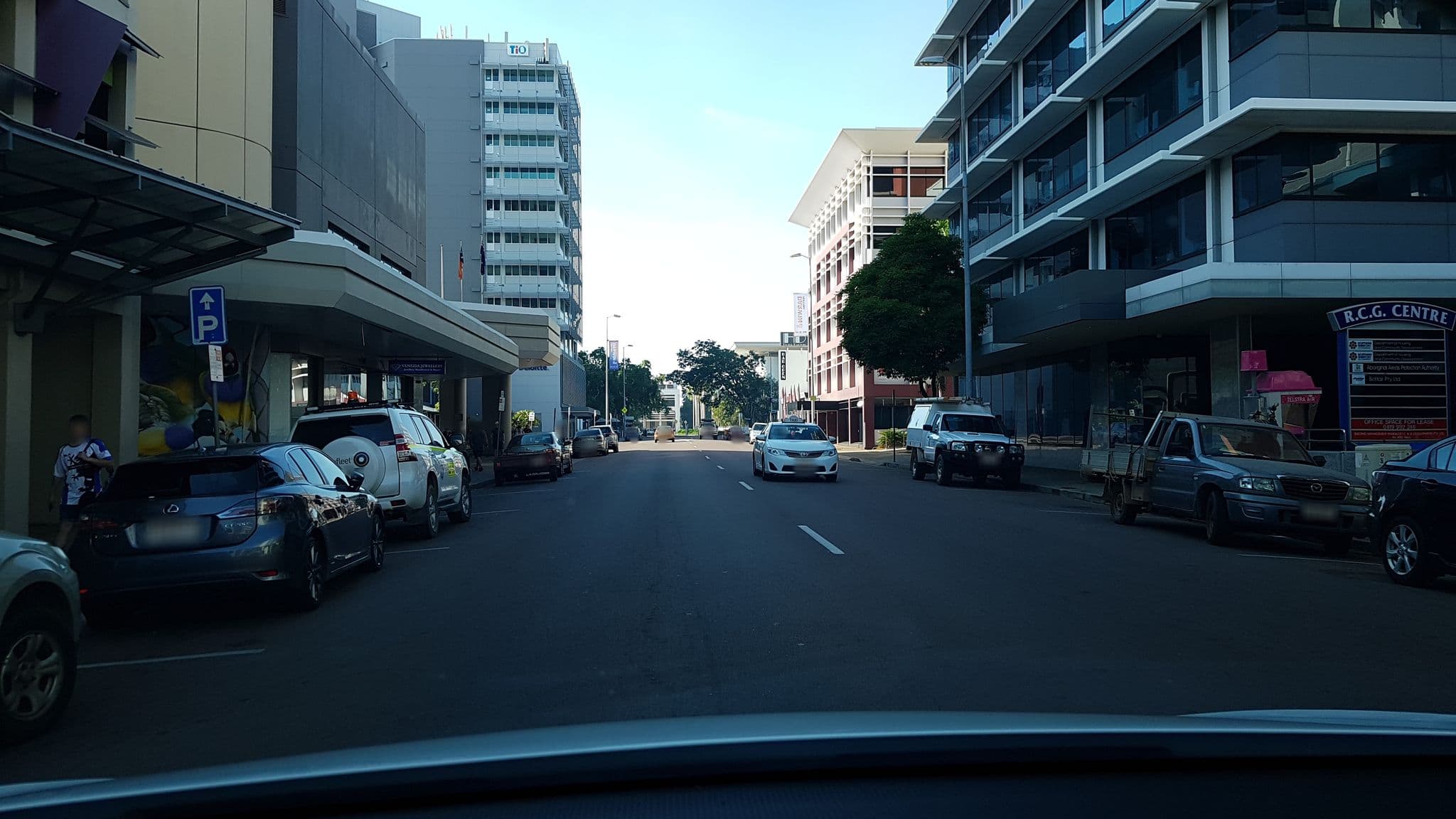 Street view near Red Shield Hostel, Darwin — © outbacktesla (CC BY-SA · Mapillary)