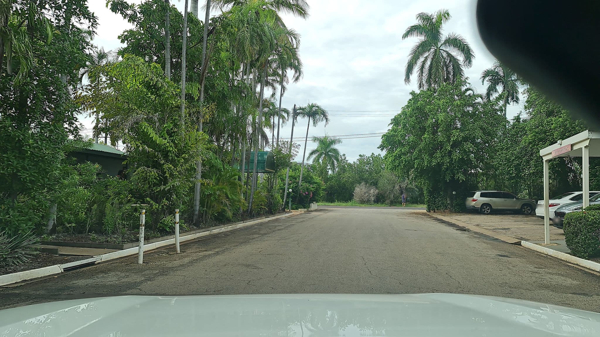 Street view near Knotts Crossing Resort, Katherine — © outbacktesla (CC BY-SA · Mapillary)