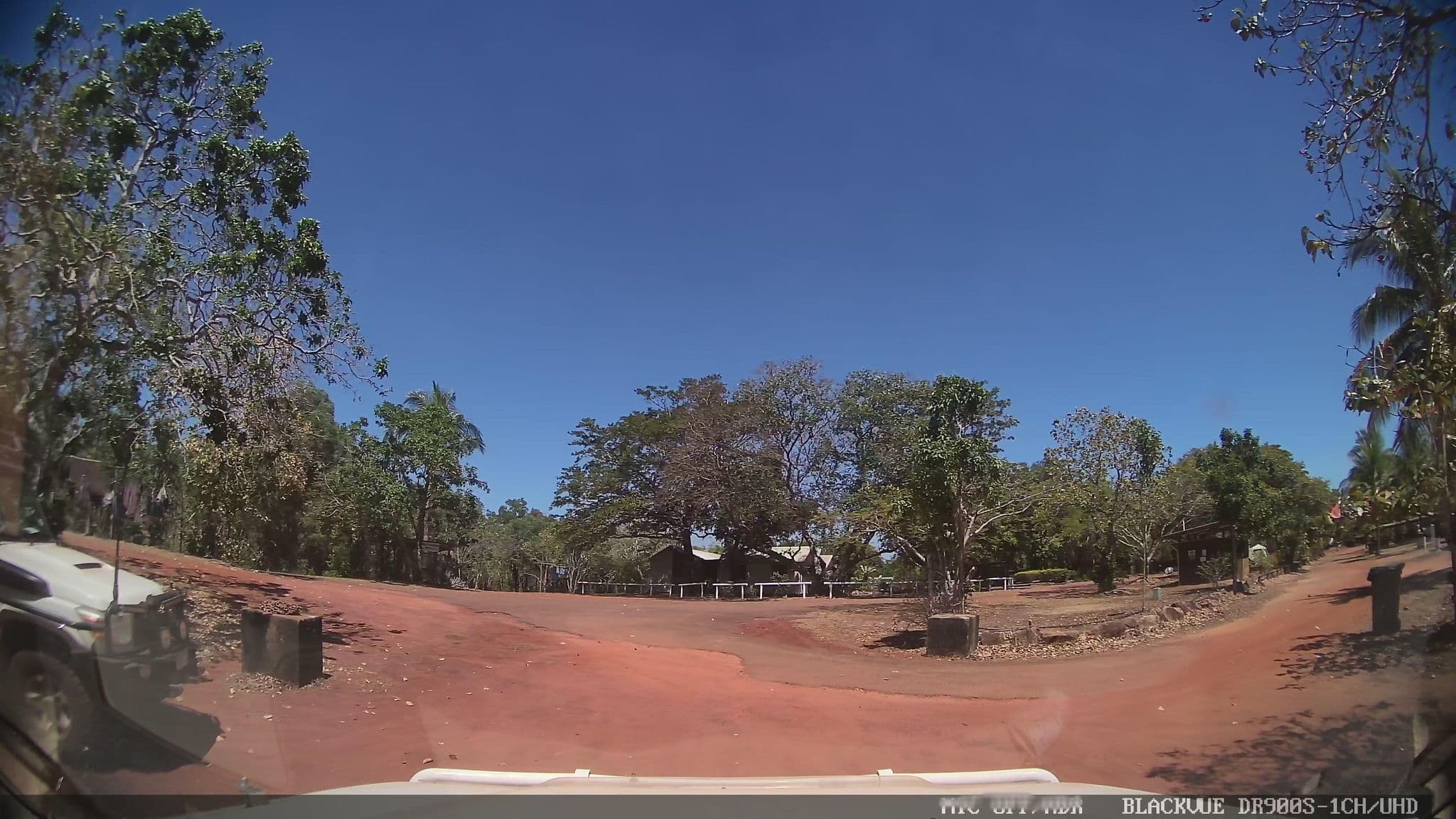 Street view near Seisia Holiday Park, Bamaga — © jthnz (CC BY-SA · Mapillary)