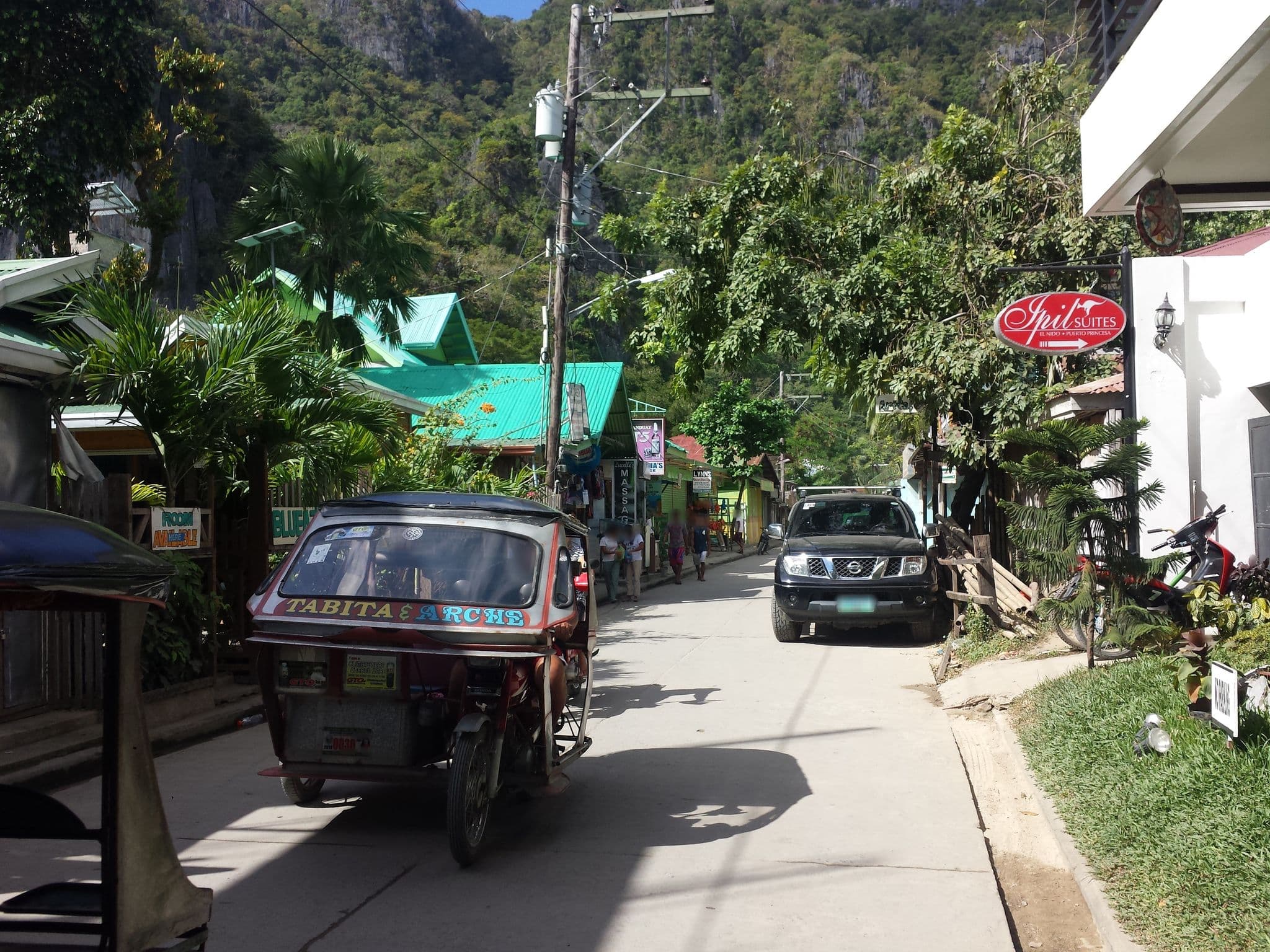 Street view near Hakuna Matata, El Nido — © mrtmrt (CC BY-SA · Mapillary)