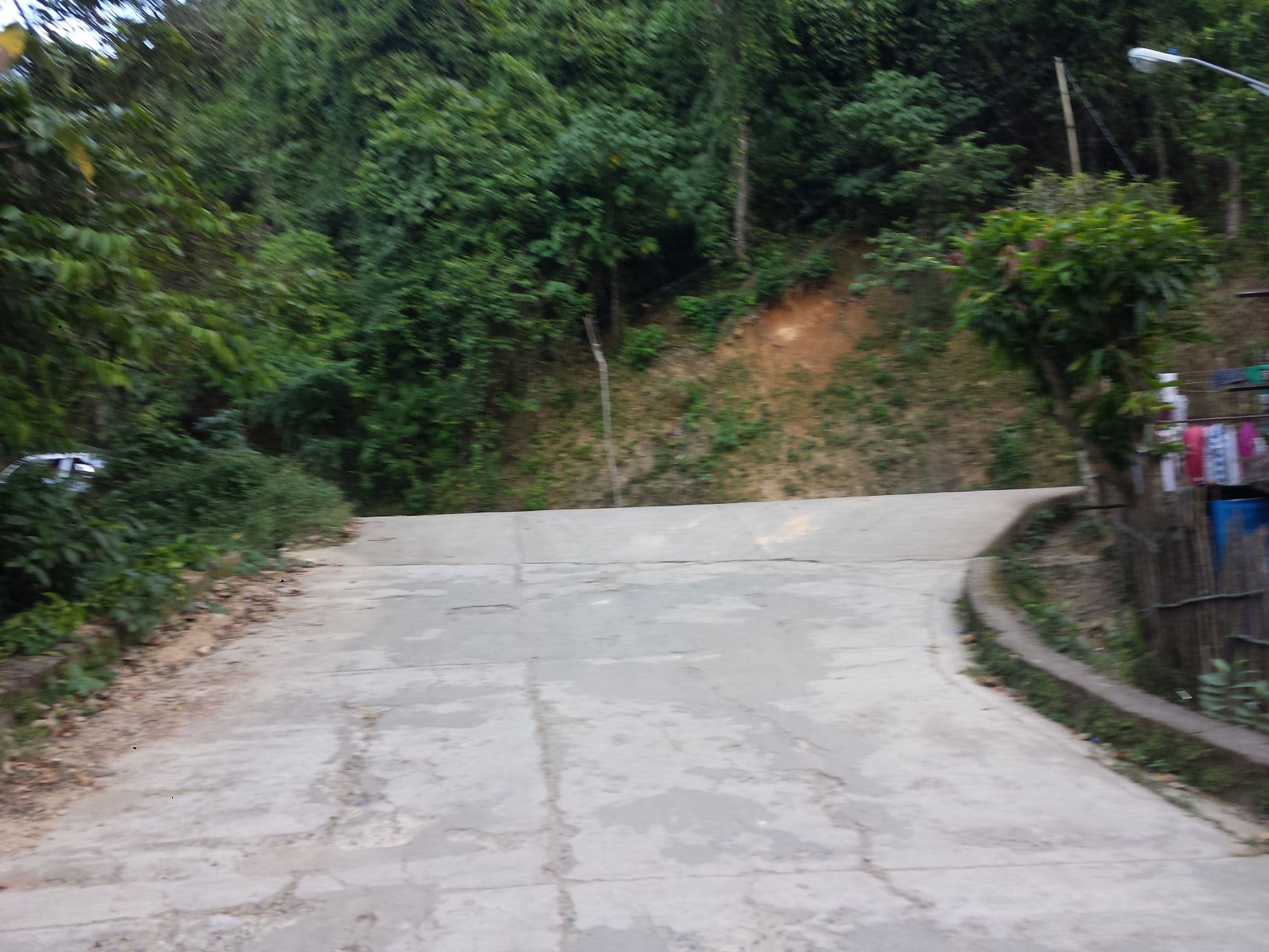 Street view near Dayunan Pili Tree, El Nido — © mrtmrt (CC BY-SA · Mapillary)