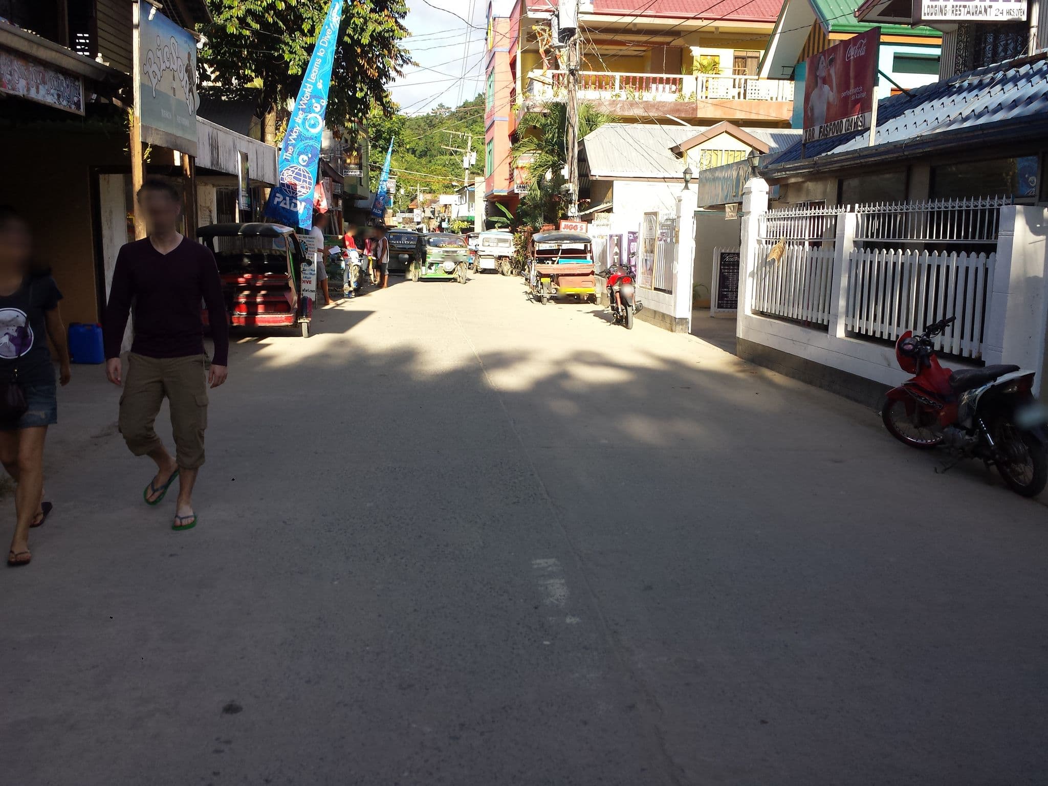 Street view near Garnet Marketing, El Nido — © mrtmrt (CC BY-SA · Mapillary)