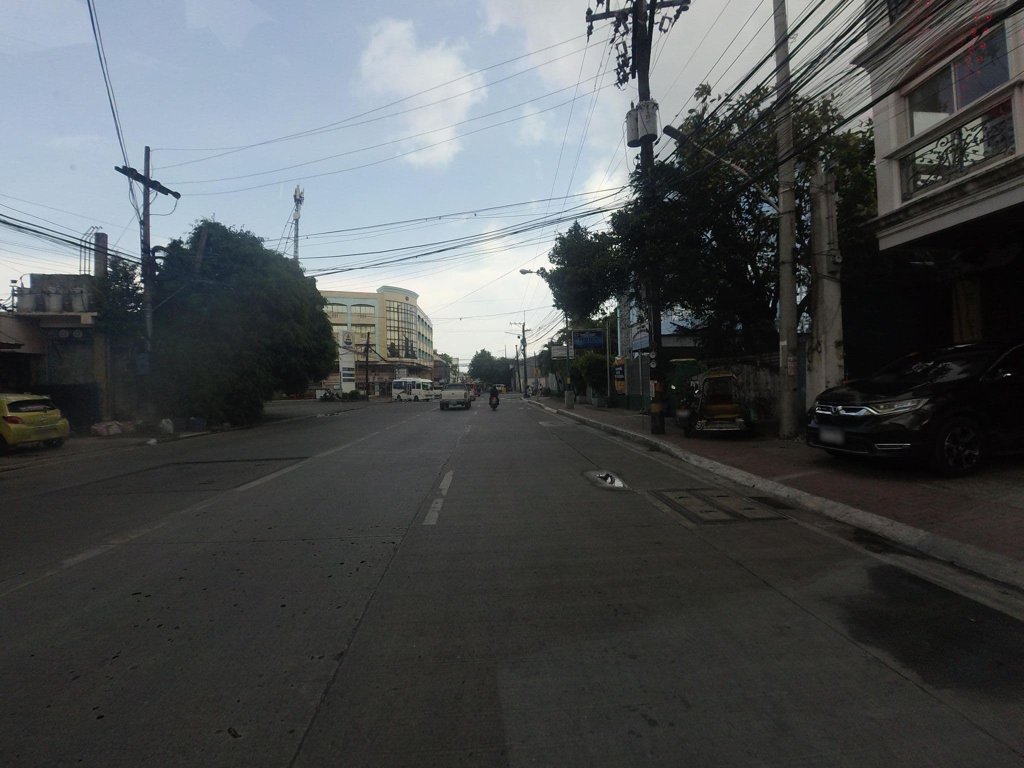 Street view near Eon Centennial Plaza Hotel, Iloilo — © Kaart_Local (CC BY-SA · Mapillary)