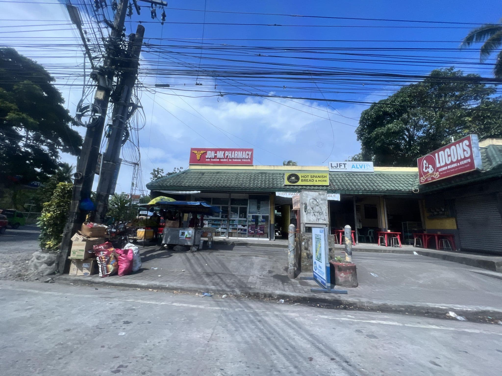 Street view near NOBC Hostel, Mansilingan — © jeth888 (CC BY-SA · Mapillary)