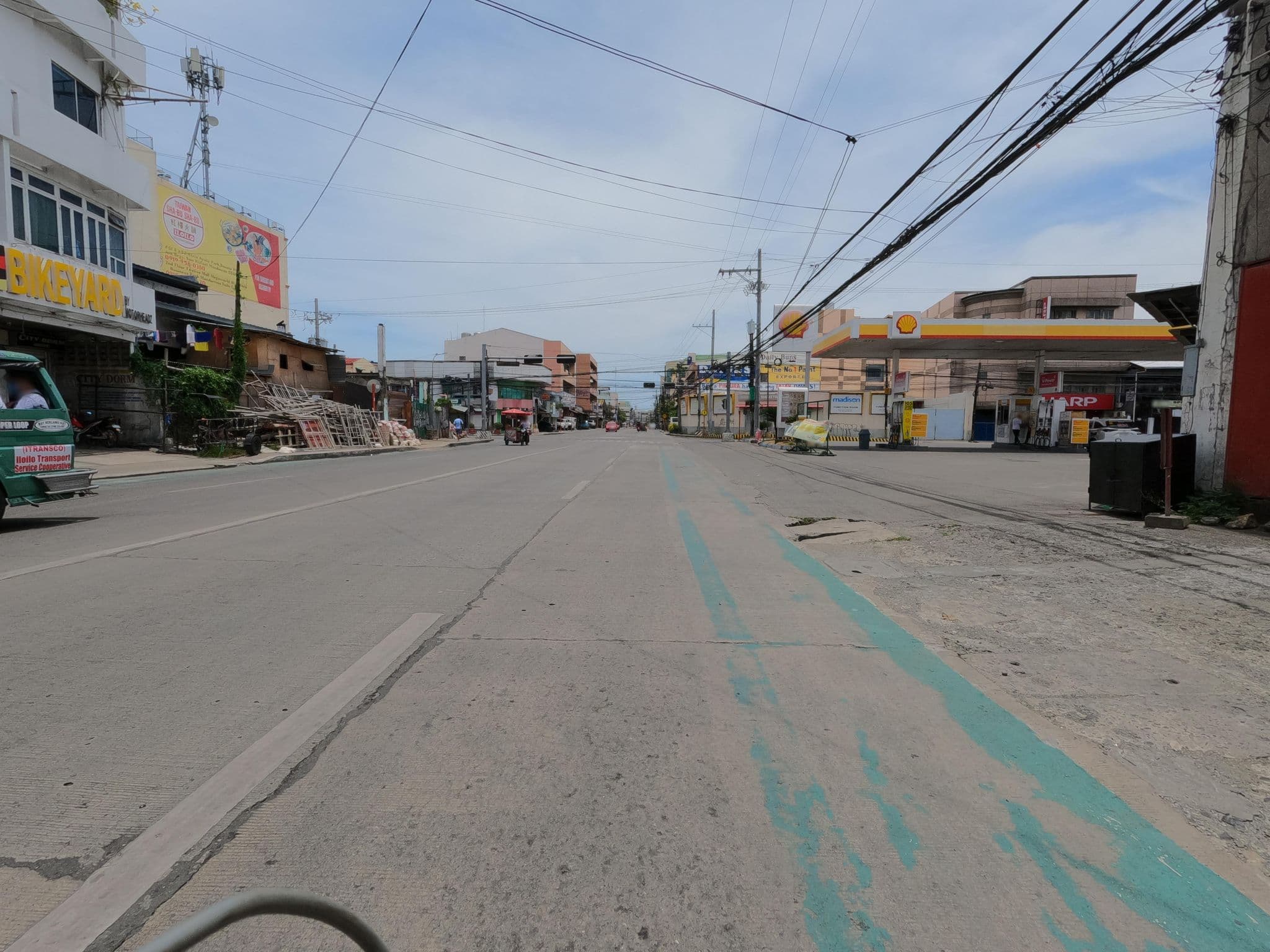 Street view near Four Season Hotel, Iloilo — © GOwin (CC BY-SA · Mapillary)