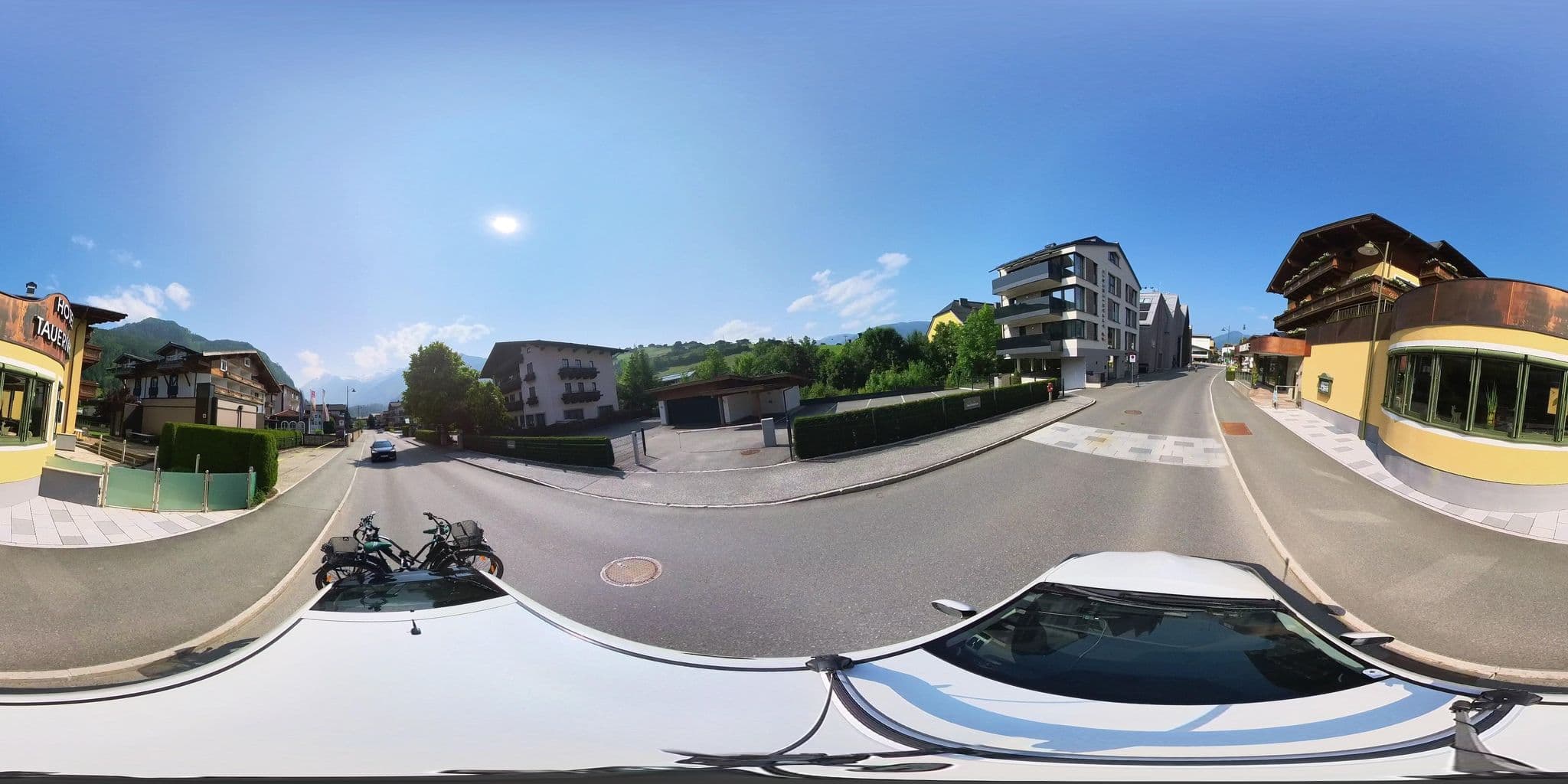 Street view near Tauernhof, Kaprun — © osmplus_org (CC BY-SA · Mapillary)