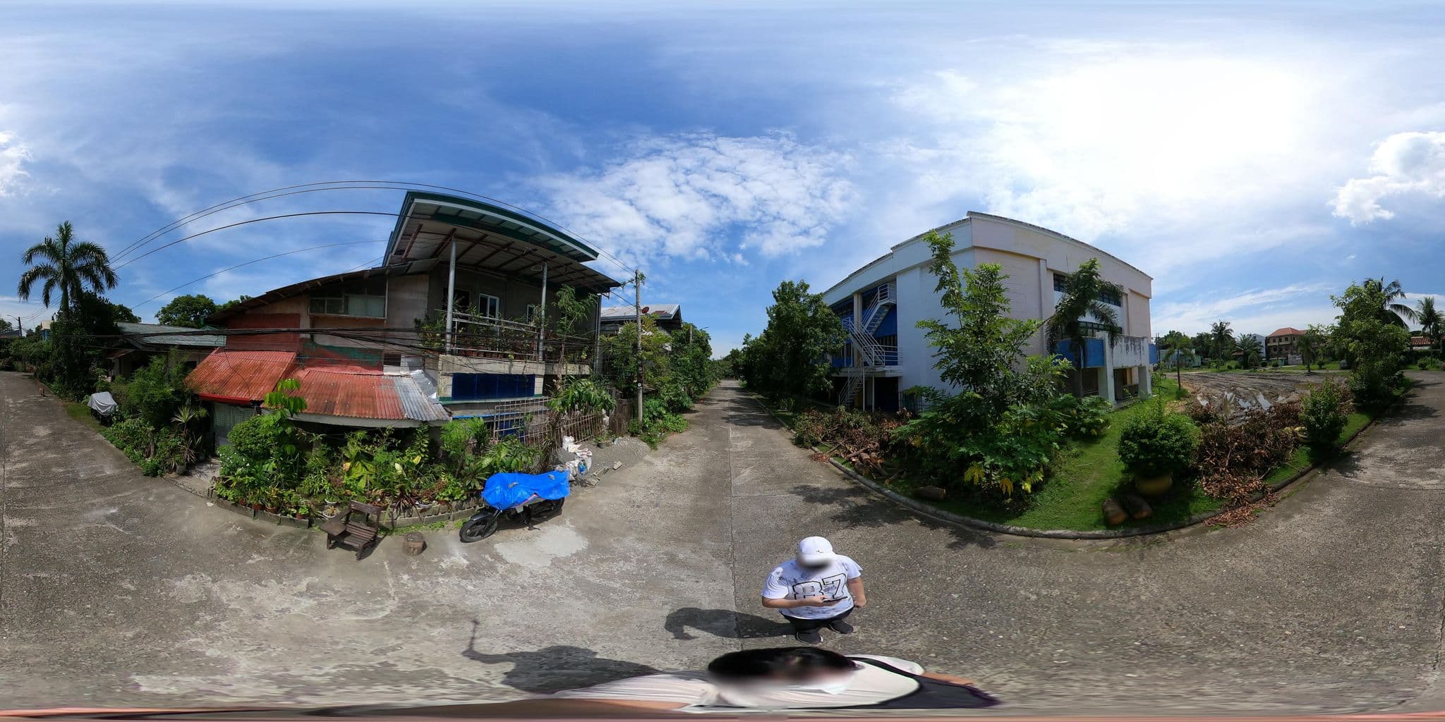 Street view near Bhaws, Ungca — © MarcusYurelius (CC BY-SA · Mapillary)